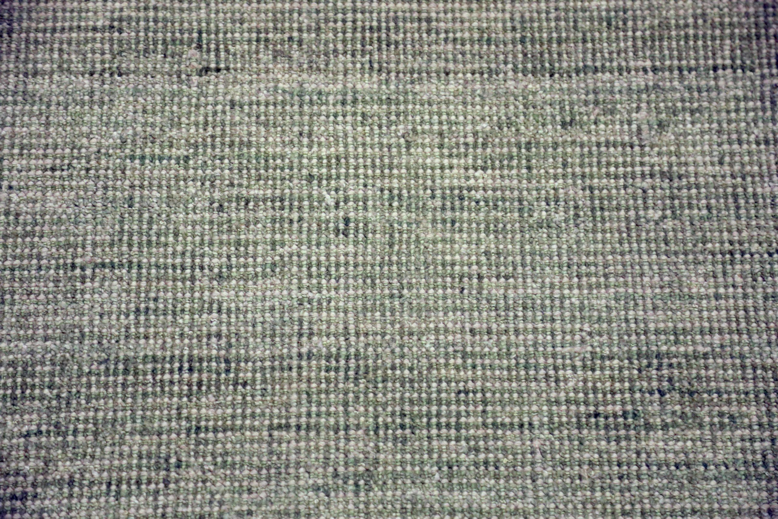 India Solid Over Size Teppich - Wolle Grün Elfenbein Design - 93719 im Zustand „Hervorragend“ im Angebot in Dallas, TX