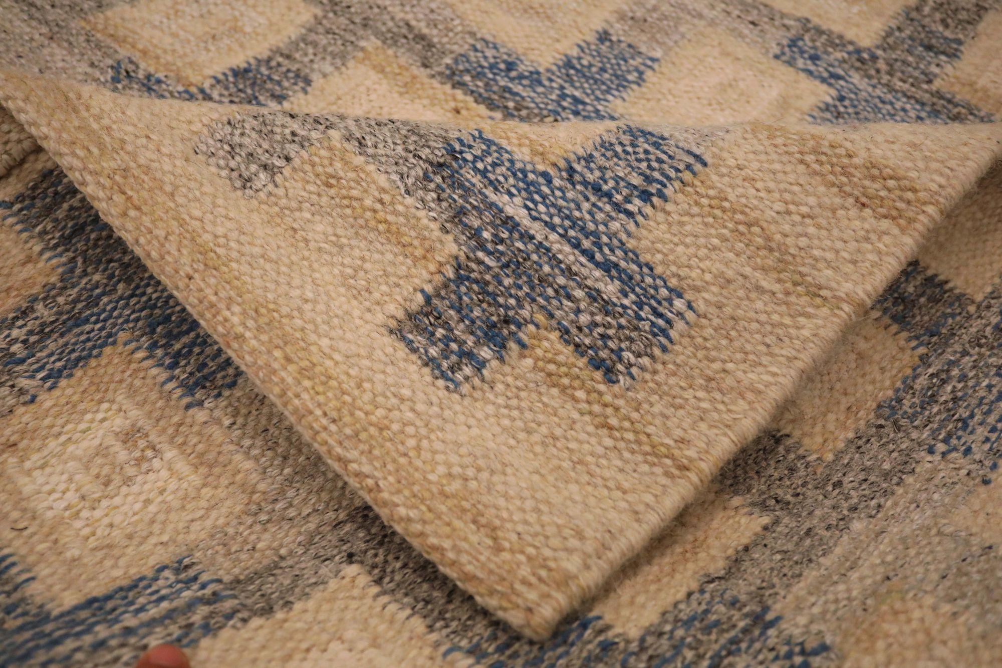 Tapis de collection suédois - Laine bleu ivoire taupe - 93426 Excellent état - En vente à Dallas, TX