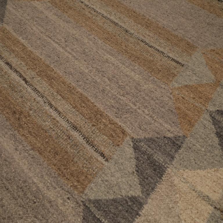 India Swedish Collection Teppiche - Wolle Braun Grau Elfenbein - 96255 im Zustand „Hervorragend“ im Angebot in Dallas, TX