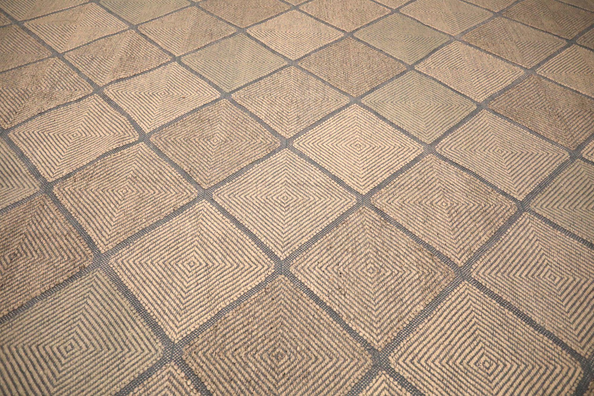Entdecken Sie die Eleganz der India Swedish Collection mit den Area Rugs von Circa 1990. Dieses exklusive Design aus Wolle und Braun-Elfenbein-Taupe ist perfekt, um Ihren Raum zu verschönern.