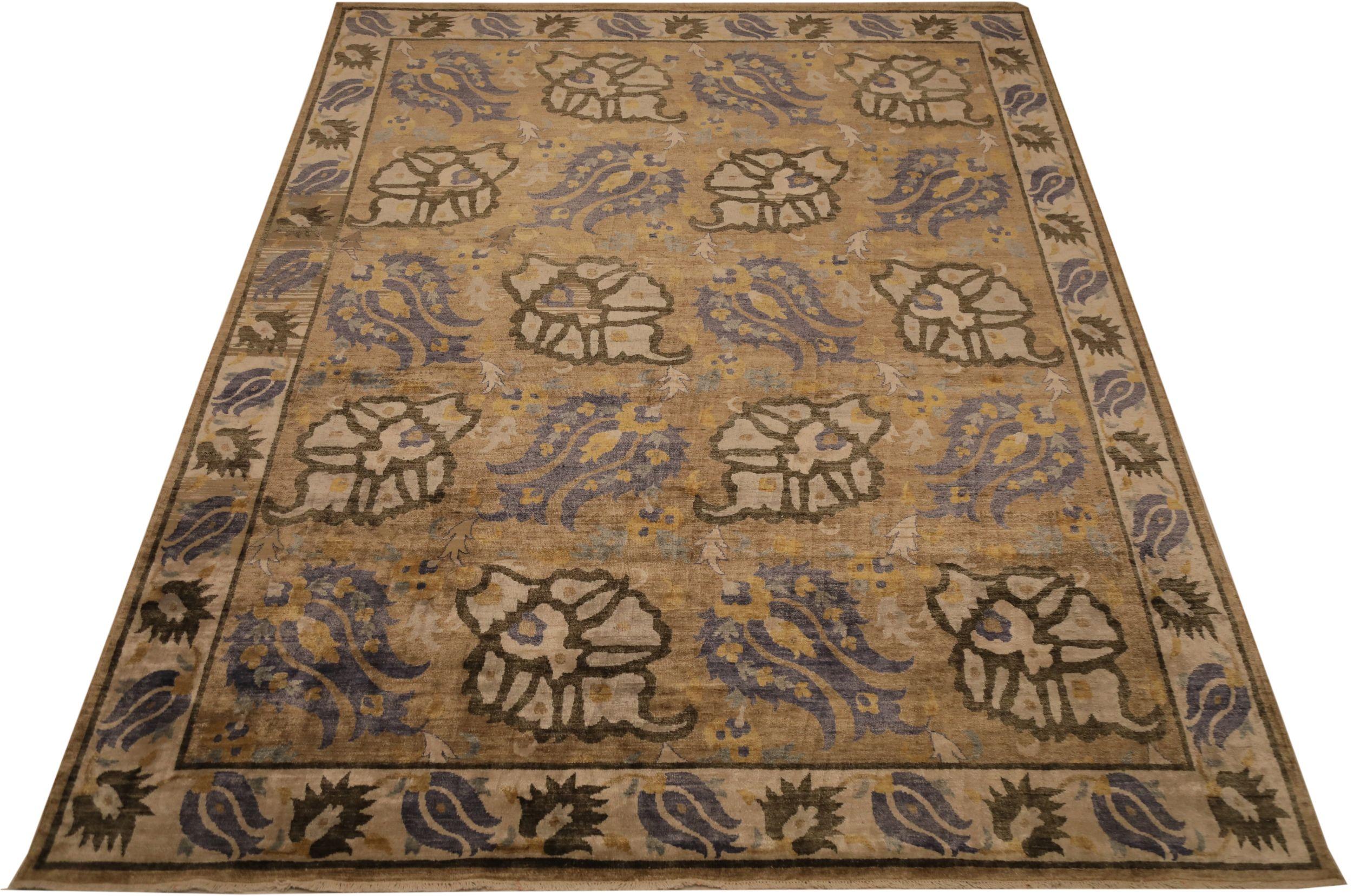 Entdecken Sie die Eleganz von India Tabriz mit Area Rugs in CIRCA 1990. Dieses exklusive Design aus Wolle und BlauBraunElfenbein ist perfekt, um Ihren Raum zu verschönern.