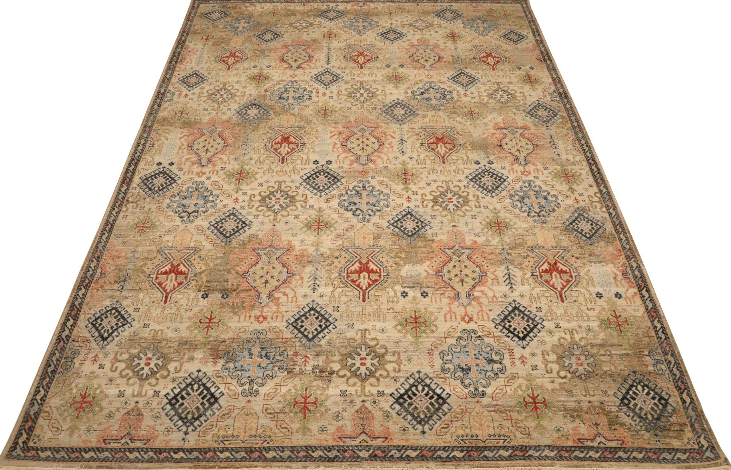 Entdecken Sie die Eleganz von India Transitional mit Area Rugs in CIRCA 1990. Dieses exklusive Design aus Wolle und GreenIvoryPink ist perfekt, um Ihren Raum zu verschönern.