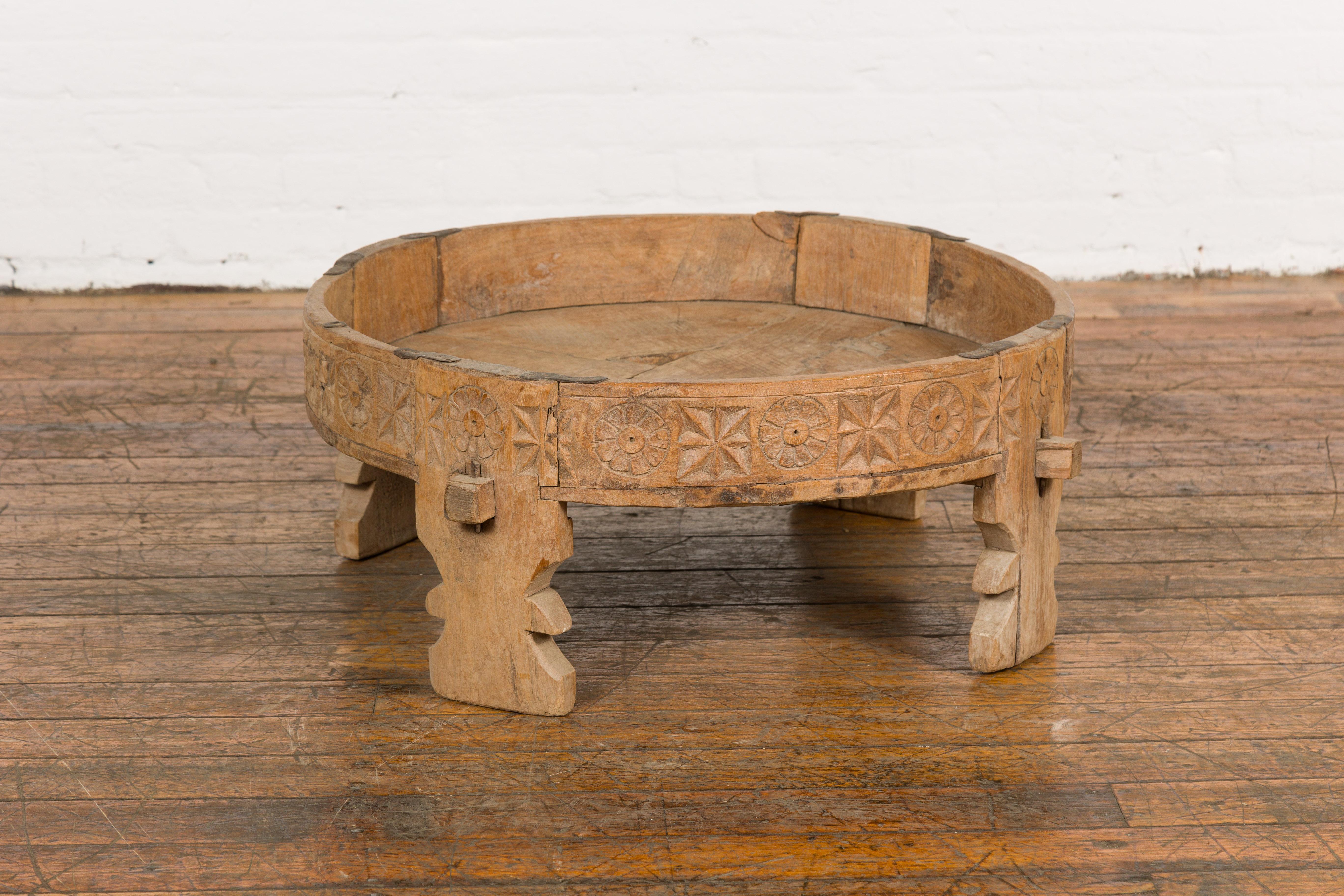 Indian 1920s Teak Chakki Grinding Table with Hand-Carved Geometric Décor For Sale 4