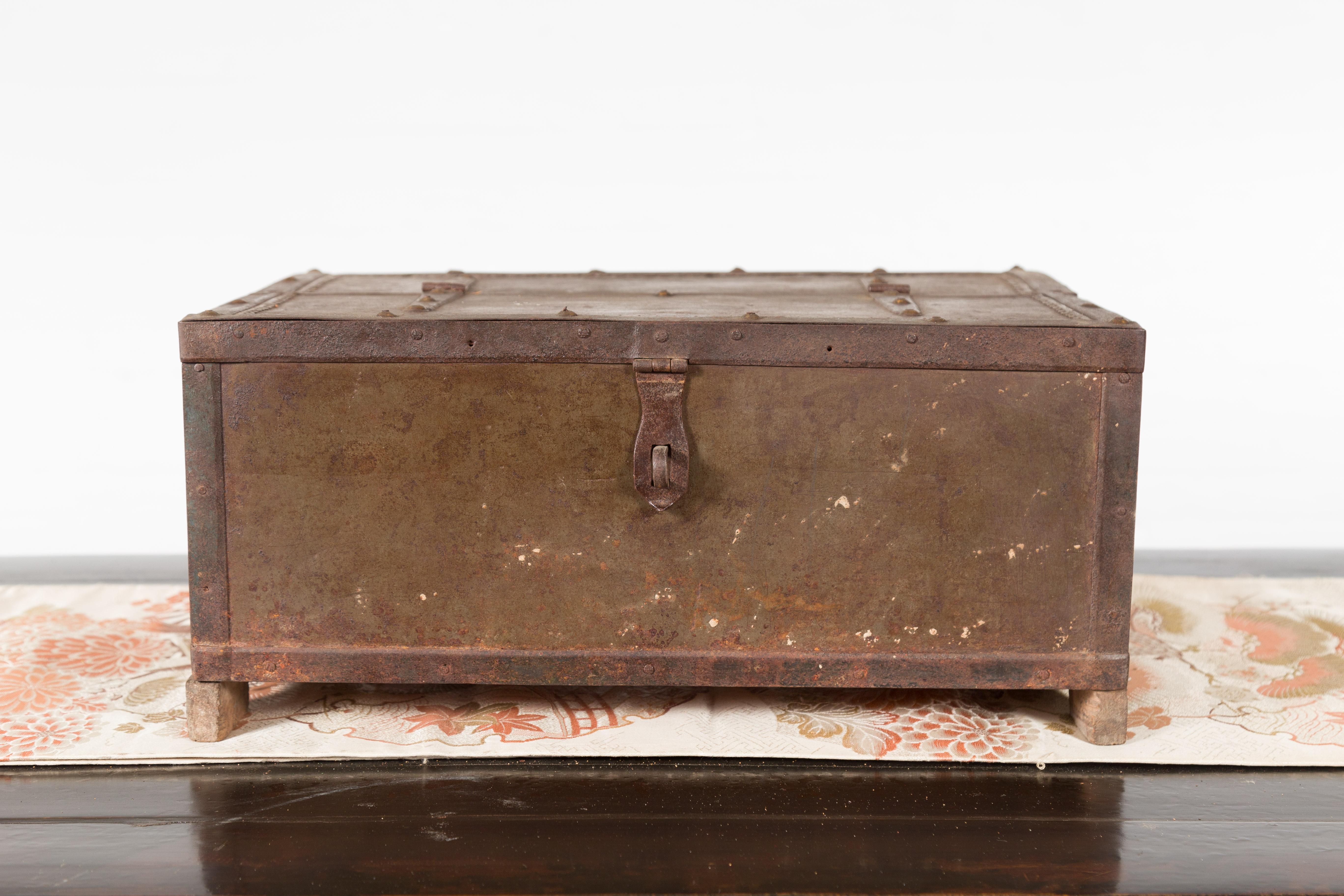 Indian 19th Century Box with Metal Sheathing and Bracketed Wooden Base In Good Condition For Sale In Yonkers, NY