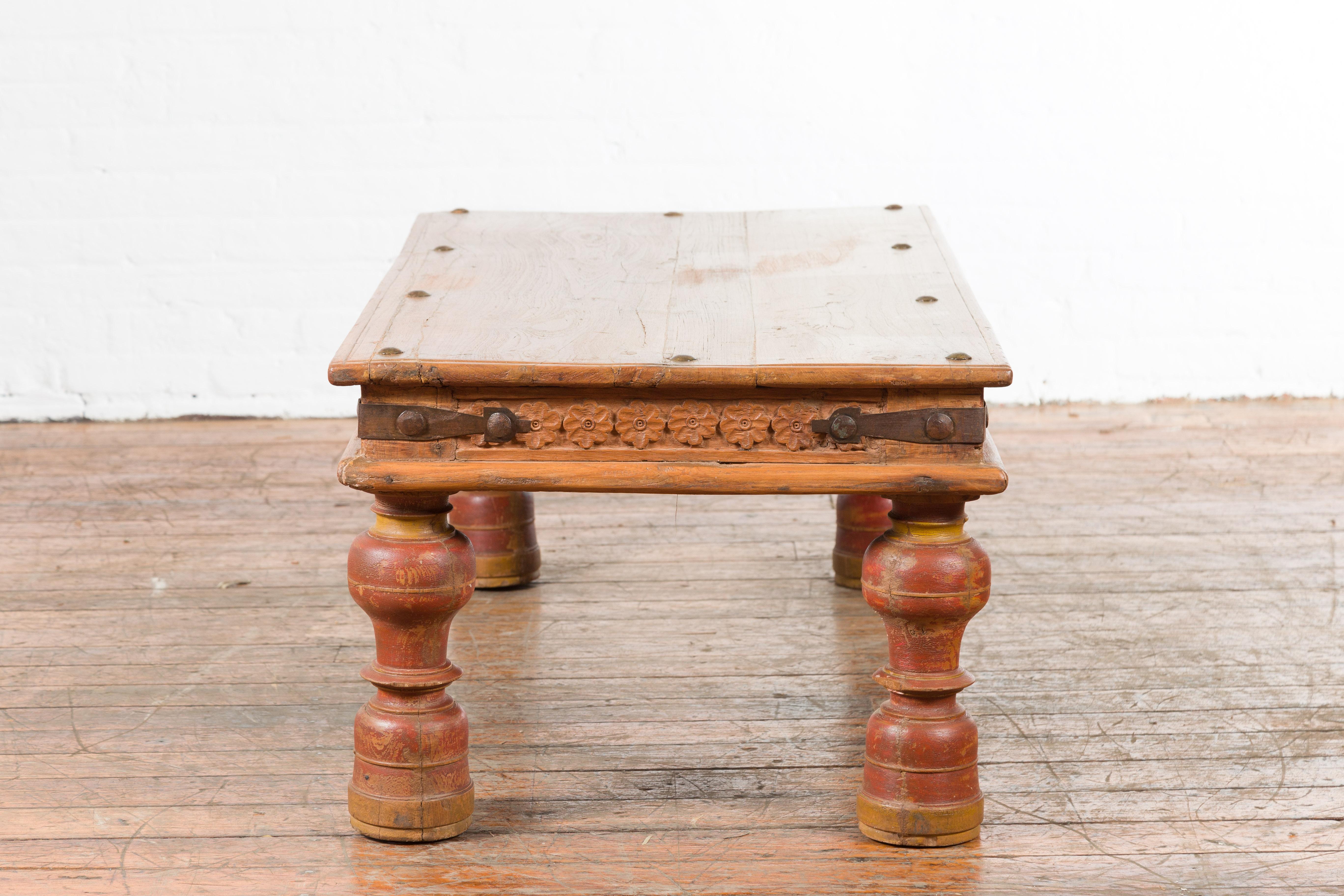 Indian 19th Century Coffee Table with Carved Floral Frieze and Baluster Legs For Sale 6