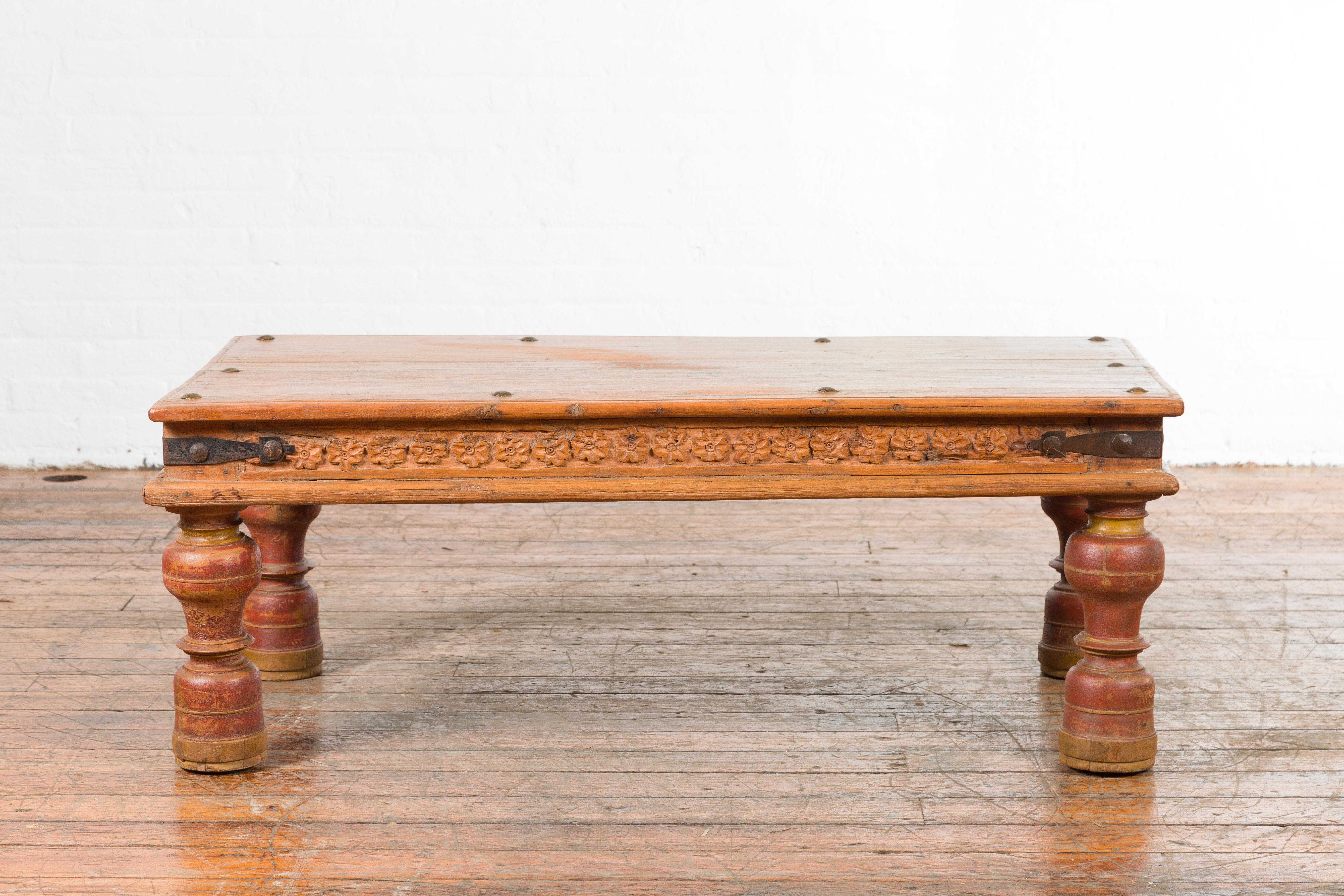 Indian 19th Century Coffee Table with Carved Floral Frieze and Baluster Legs For Sale 7