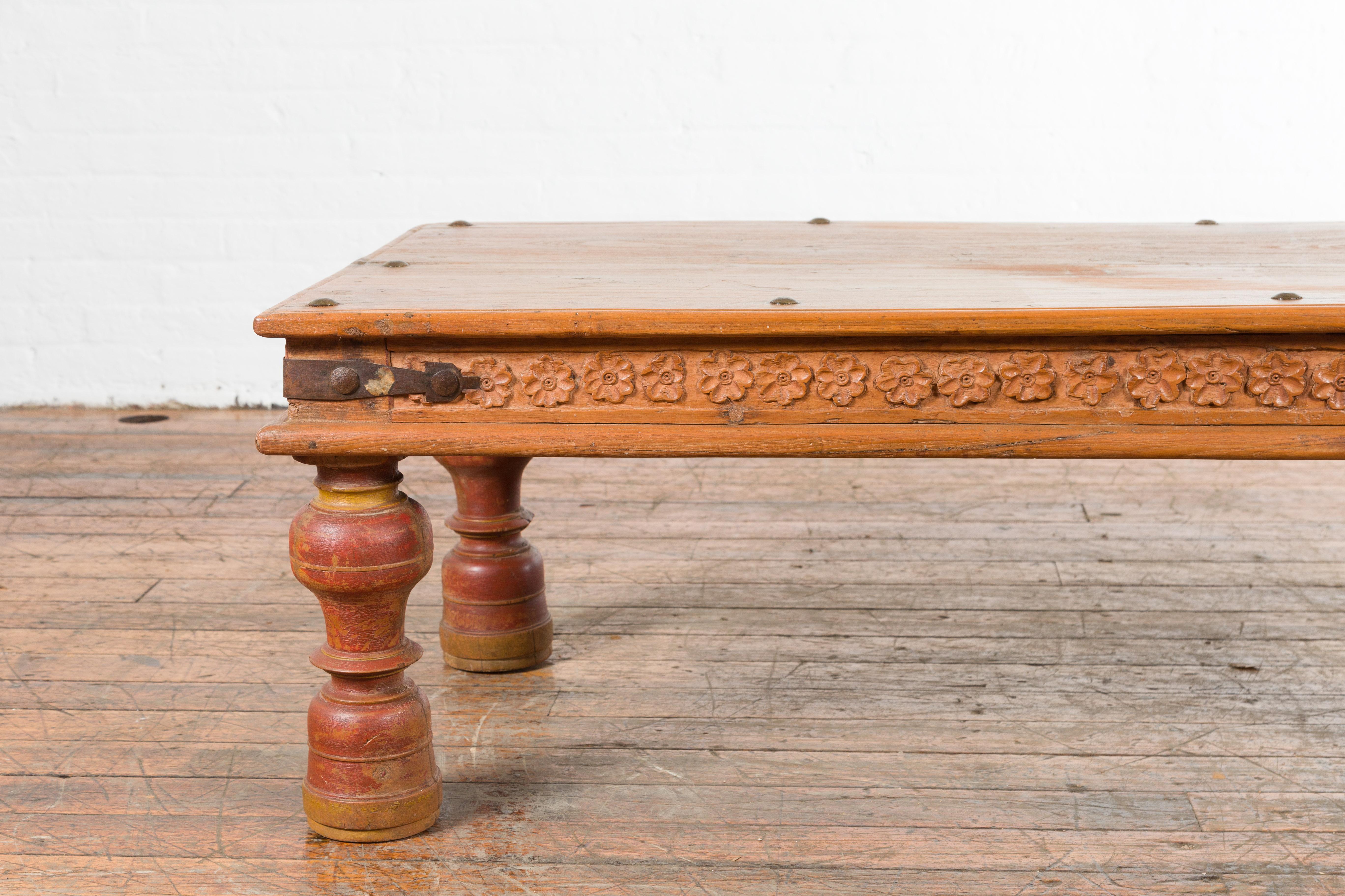 Indian 19th Century Coffee Table with Carved Floral Frieze and Baluster Legs In Good Condition For Sale In Yonkers, NY