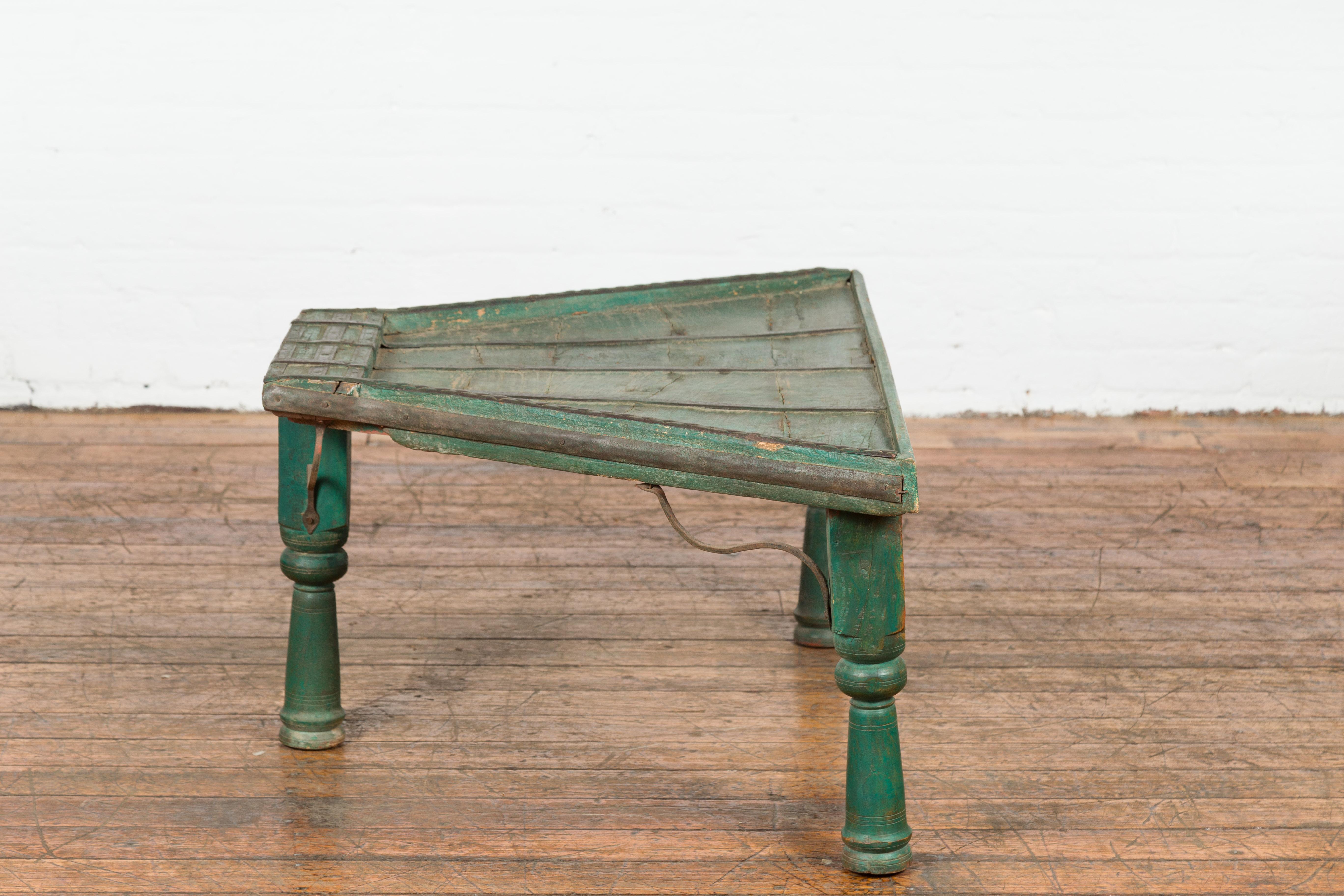 Indian 19th Century Green Painted Wood Bullock Cart Made into a Coffee Table For Sale 8