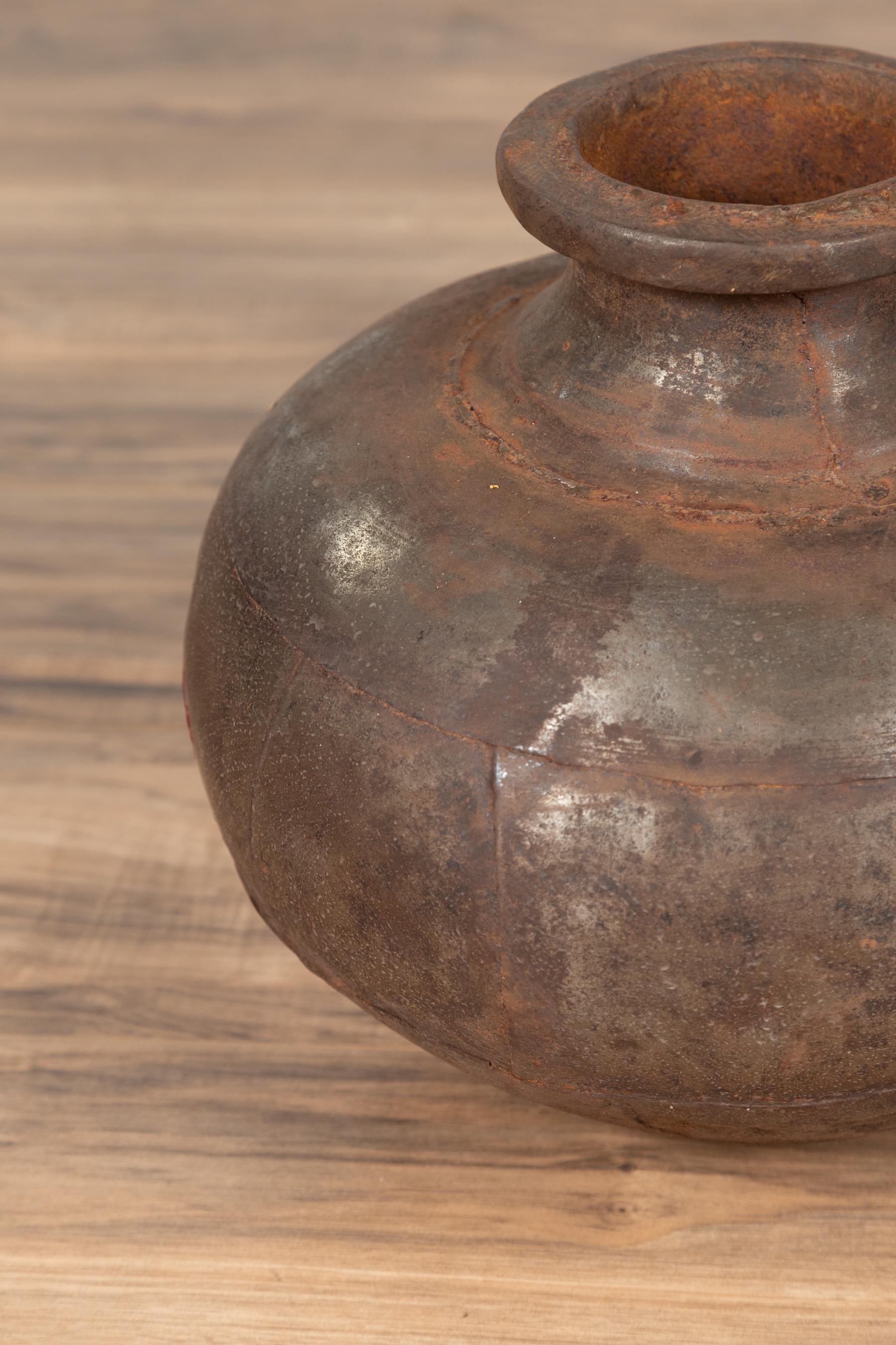 Indian 19th Century Metal Water Jug with Generous Belly and Protruding Lip For Sale 3