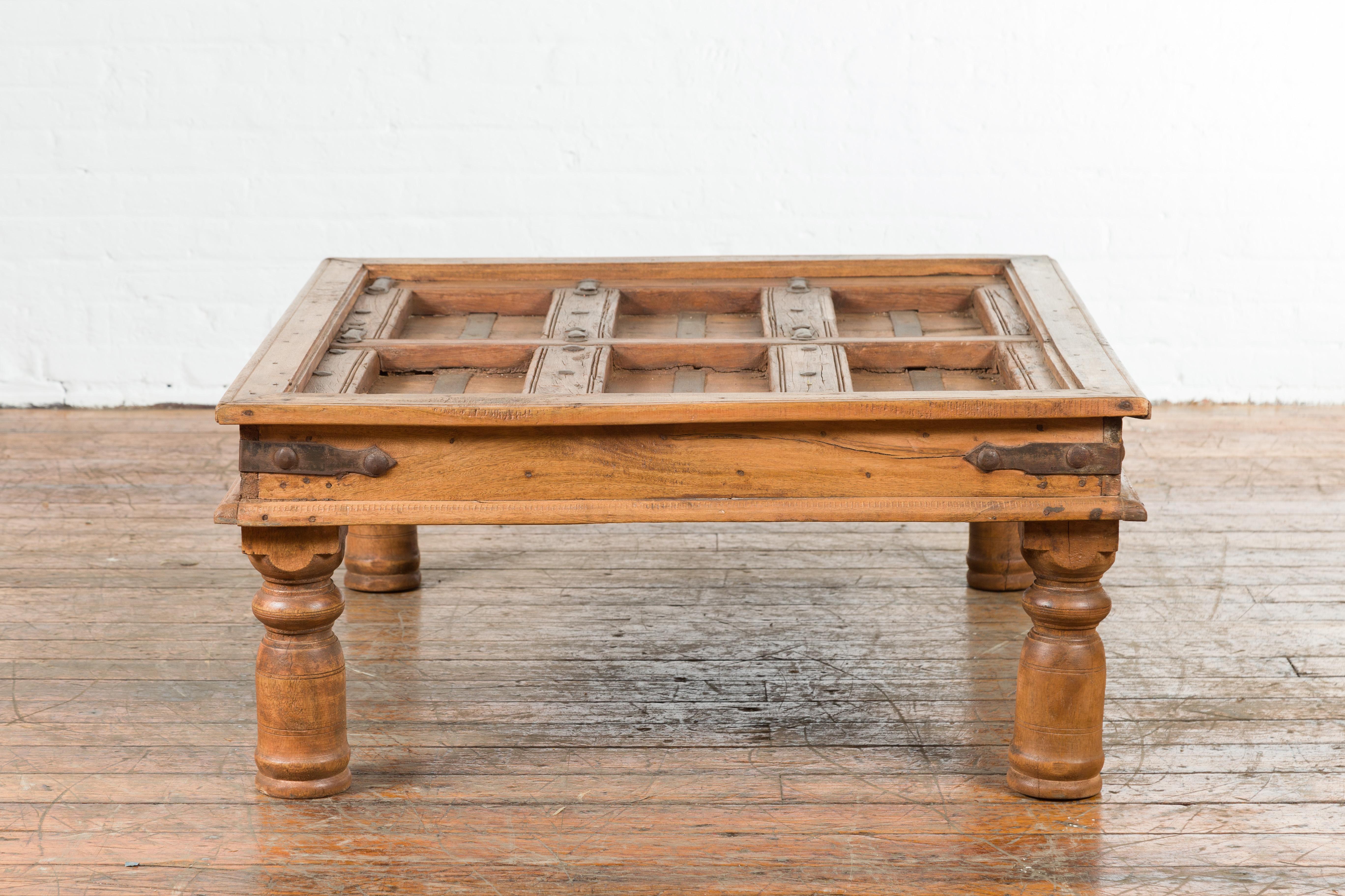 Indian 19th Century Sheesham Wood Courtyard Door Redesigned as a Coffee Table For Sale 3