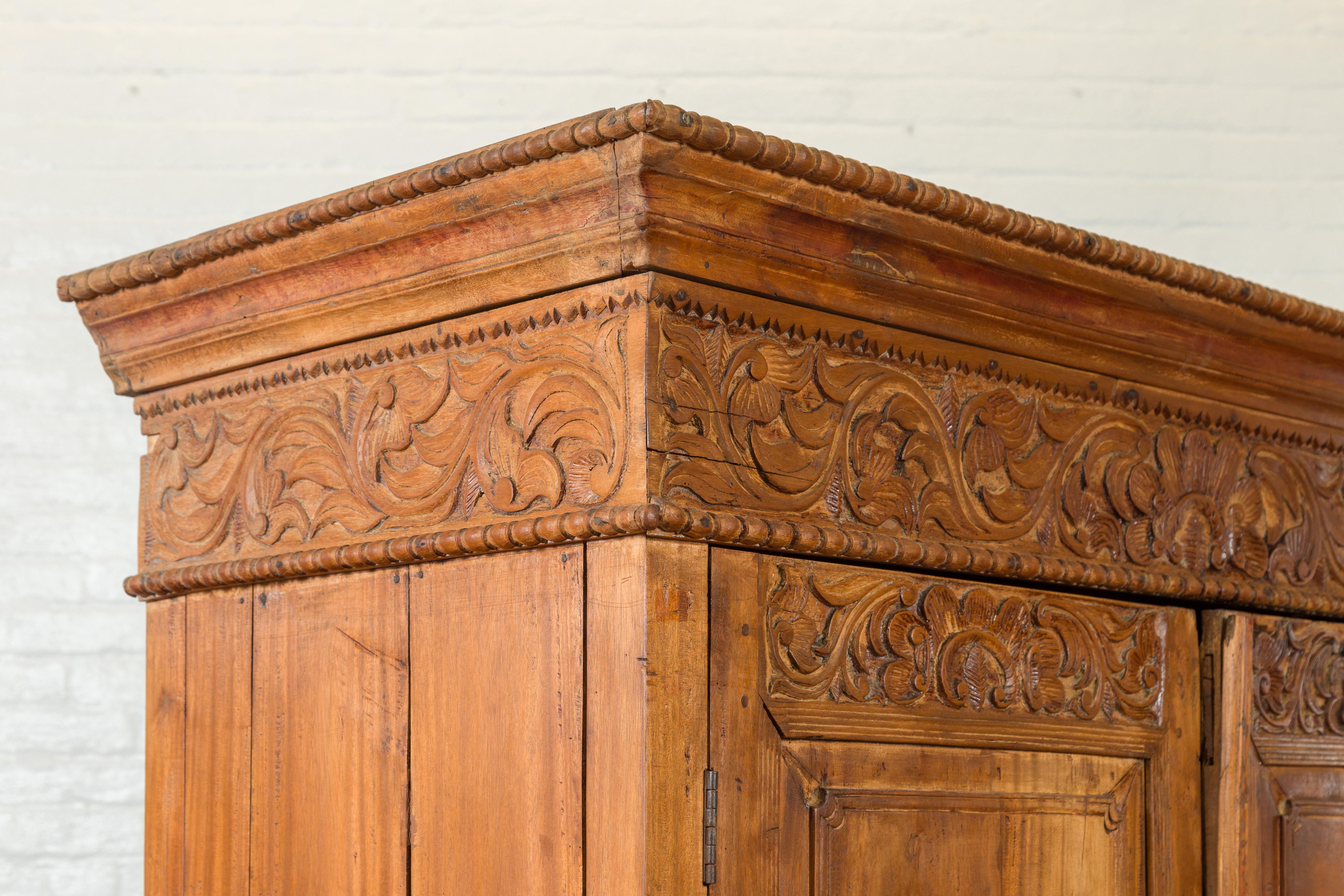 Indian 19th Century Tall Cabinet with Carved Scrolling Foliage and Beaded Motifs For Sale 6