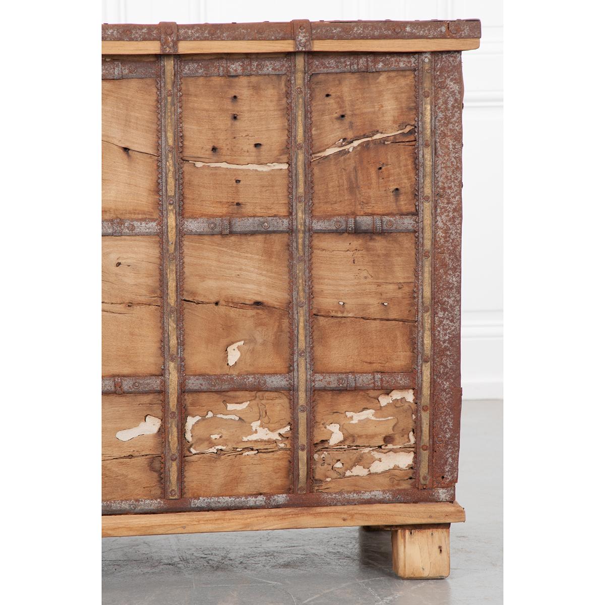 Indian 19th Century Teak and Iron-Bound Trunk In Good Condition For Sale In Baton Rouge, LA