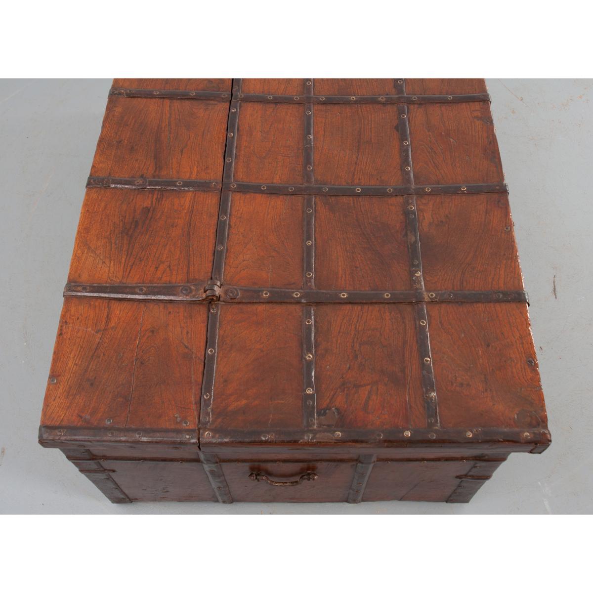 Indian 19th Century Teak and Iron-Bound Trunk For Sale 2