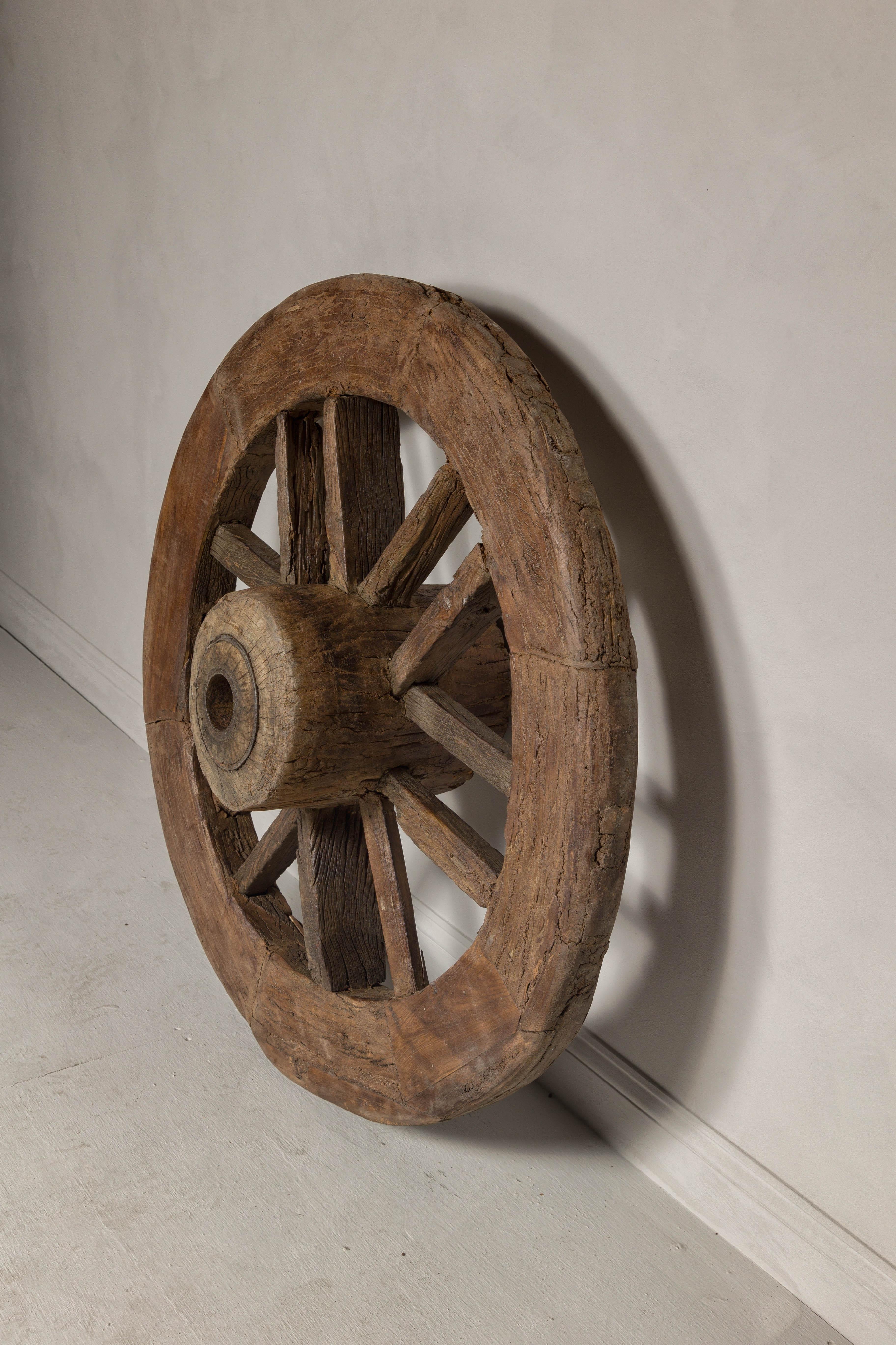 Indian 19th Century Wood and Metal Cart Wheel with Rustic Character For Sale 7