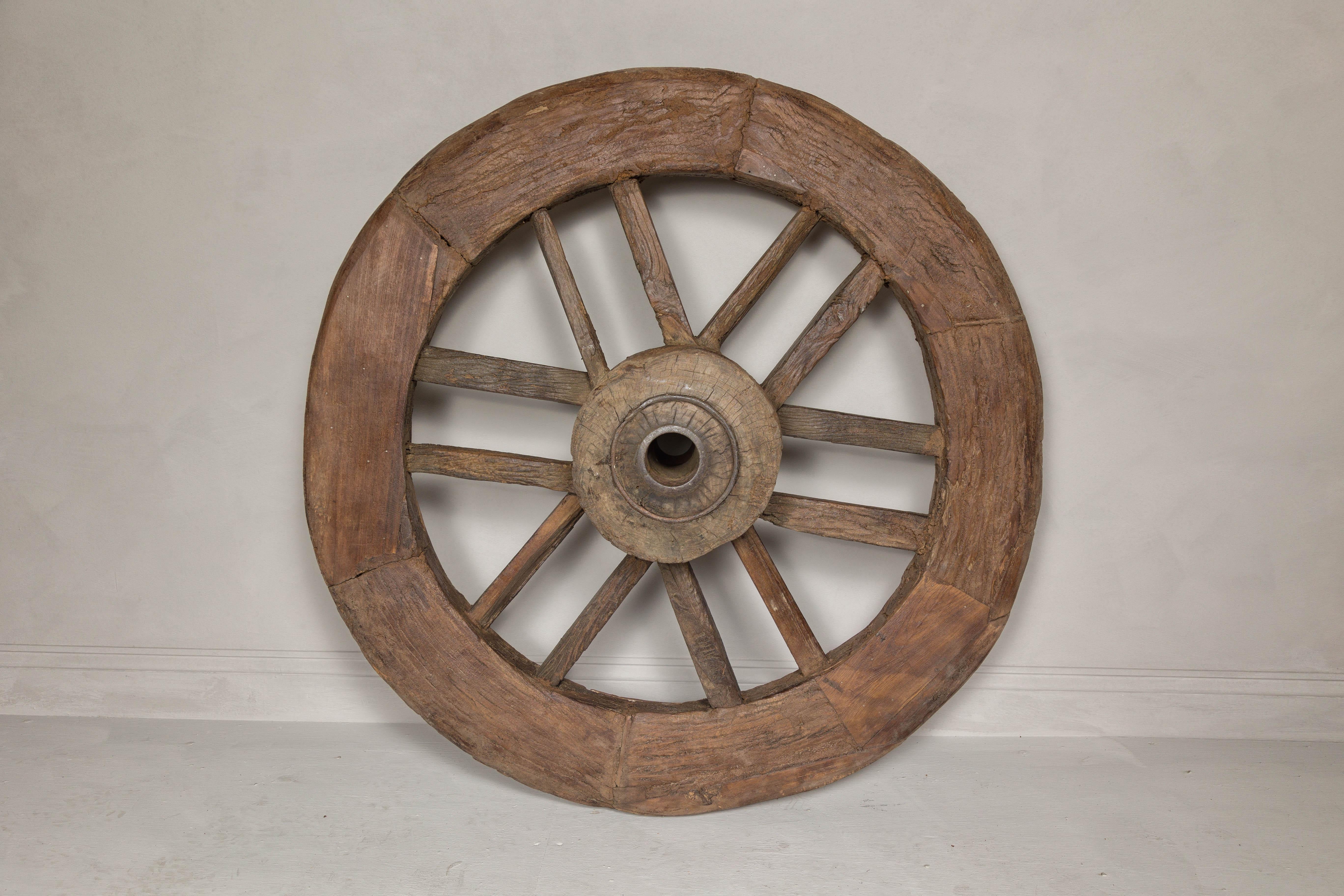 Indian 19th Century Wood and Metal Cart Wheel with Rustic Character For Sale 5