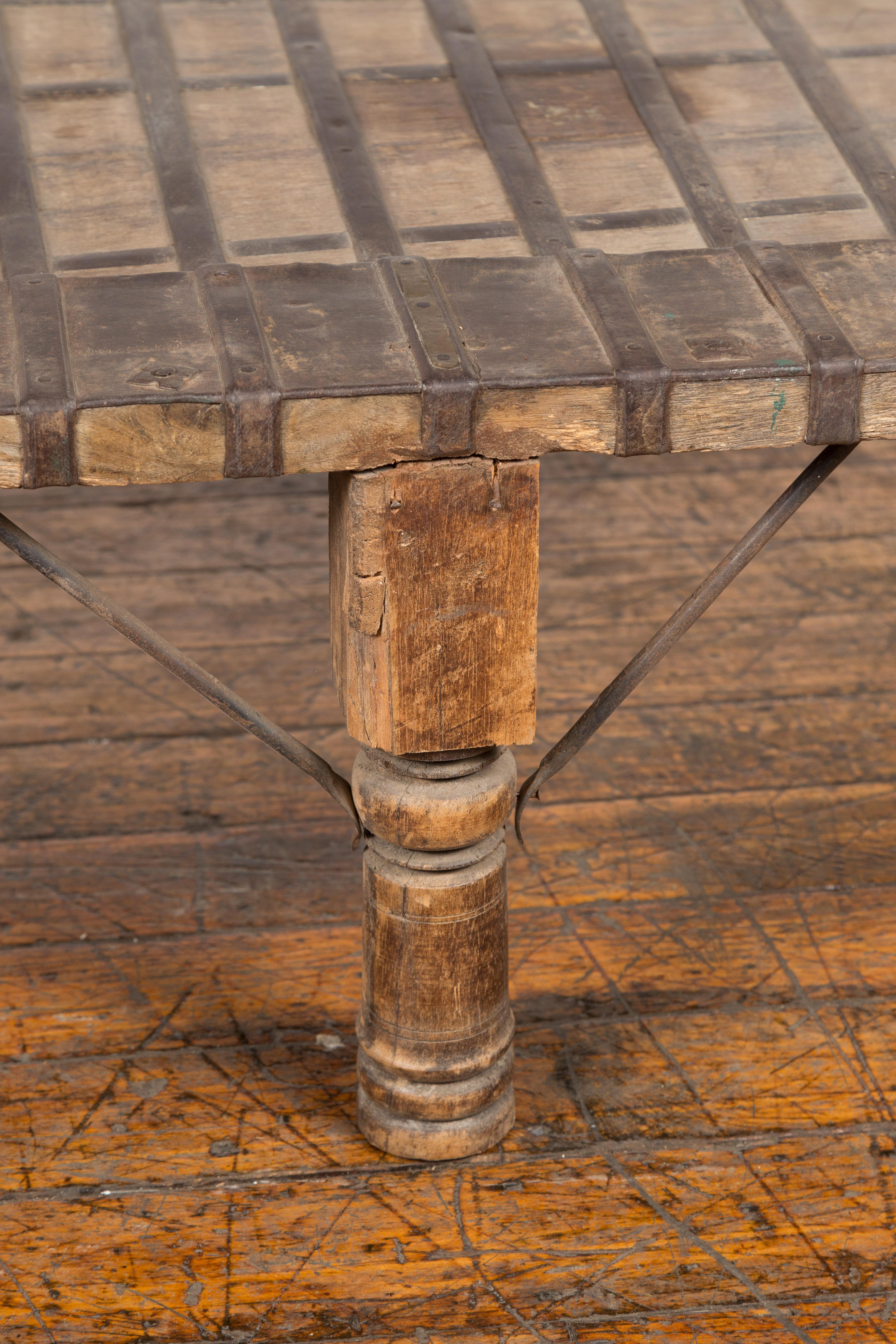 Indian 19th Century Wood Bullock Cart Made into a Coffee Table with Iron Details For Sale 1