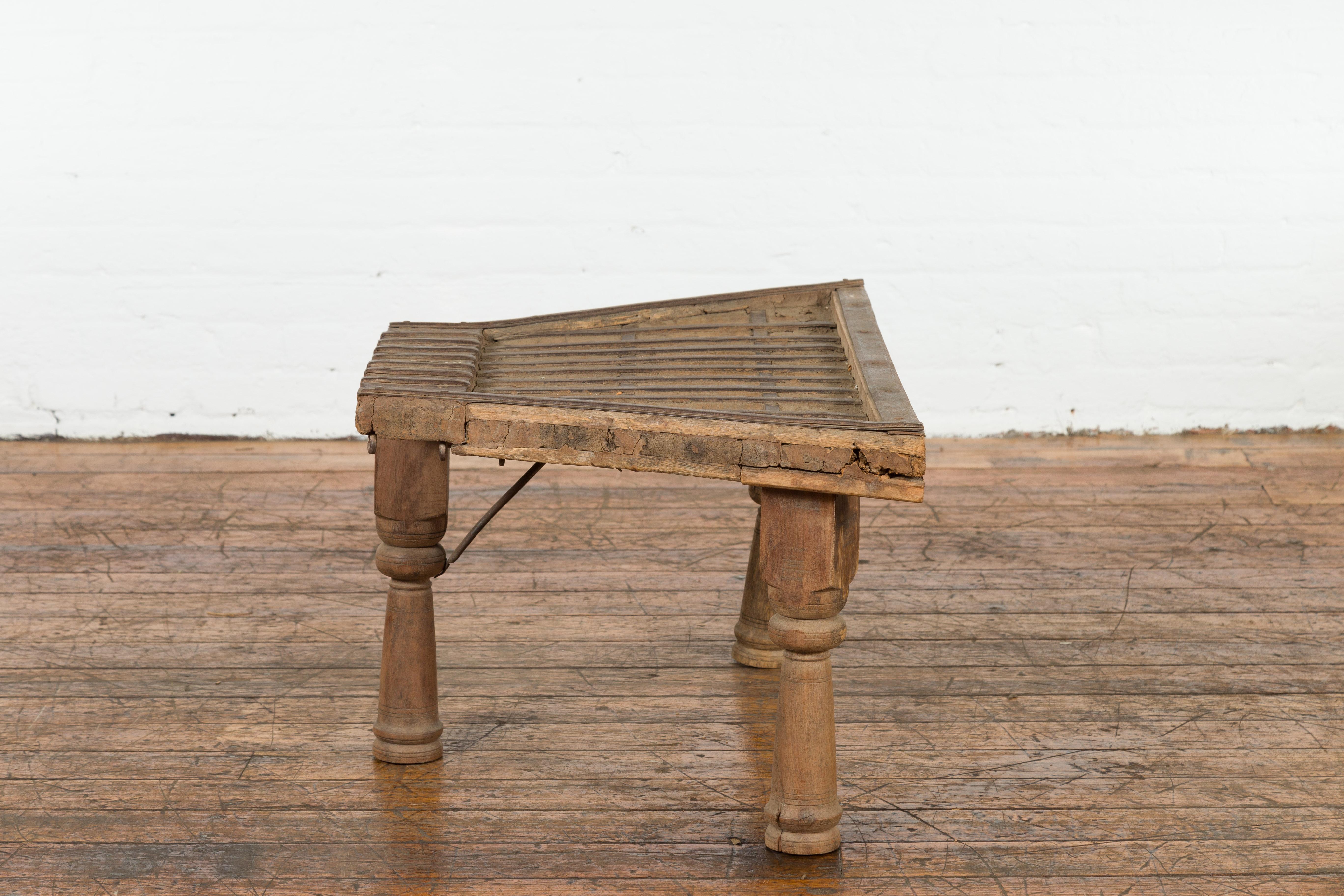Indian 19th Century Wood Bullock Cart Made into a Coffee Table with Iron Details For Sale 9