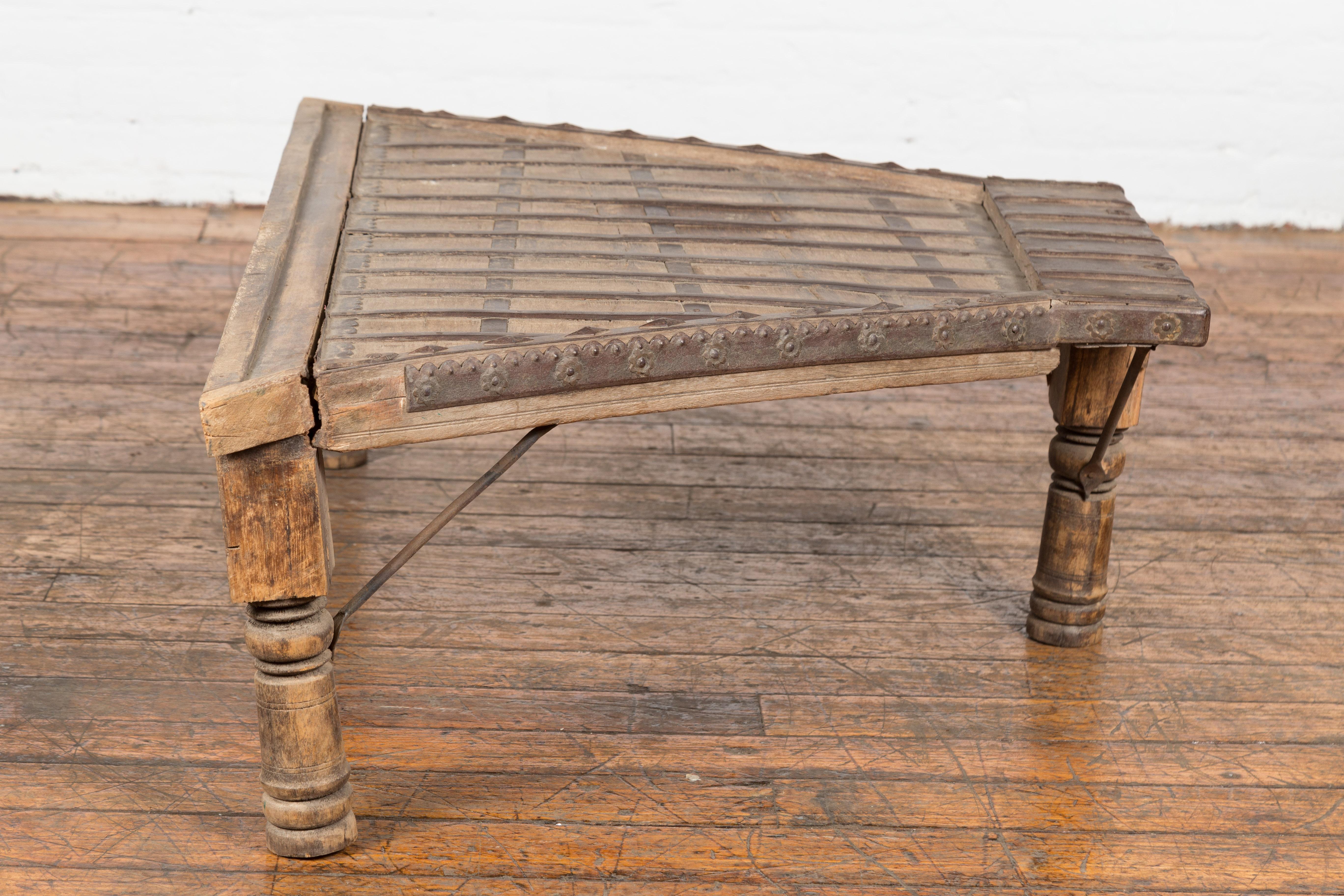 Indian 19th Century Wood Bullock Cart Made into a Coffee Table with Iron Details For Sale 8