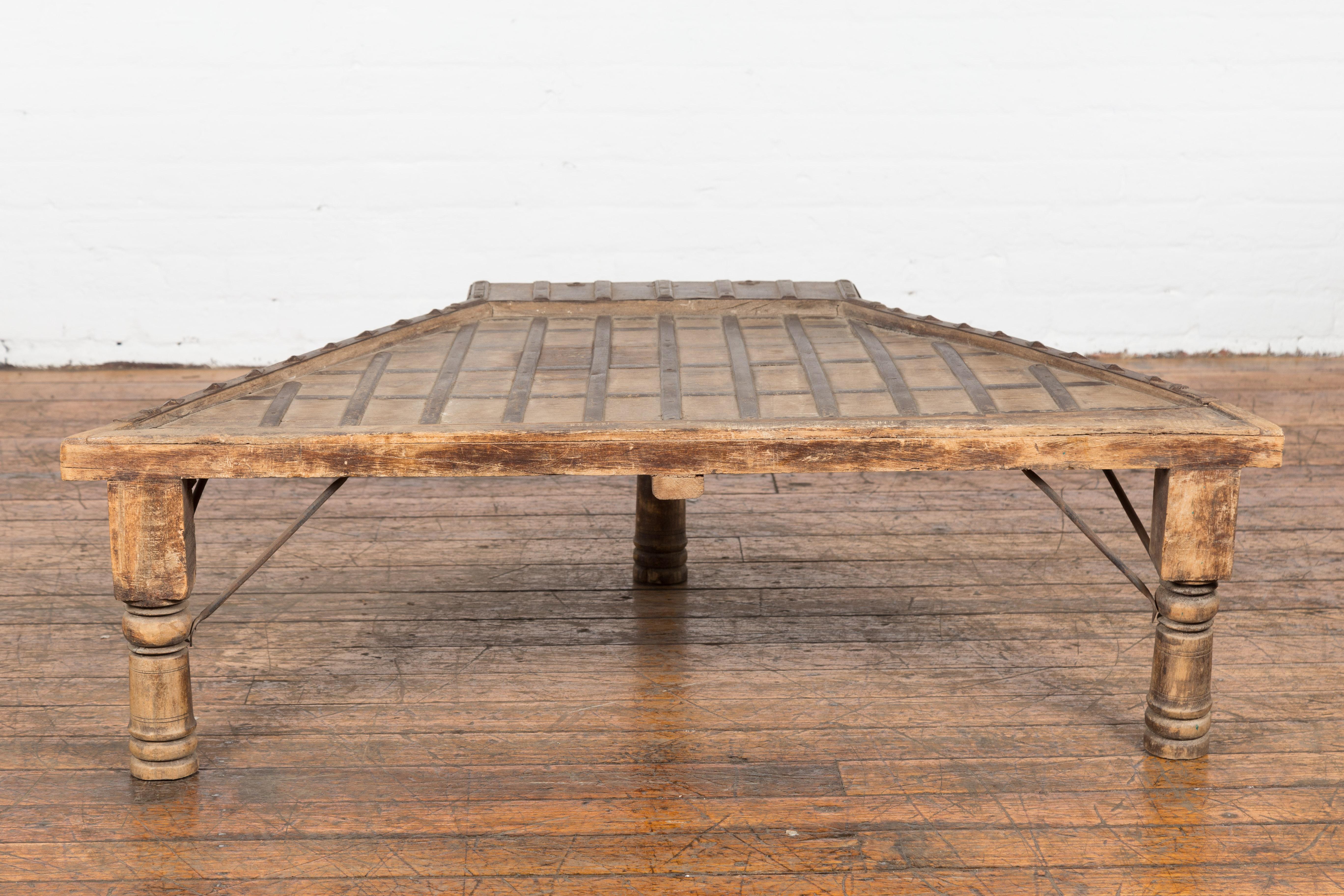 Indian 19th Century Wood Bullock Cart Made into a Coffee Table with Iron Details For Sale 9
