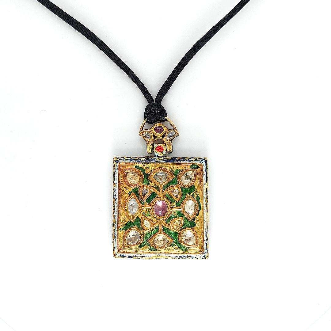 Indian 2 Sided Pendant/Amulet Gold, Diamonds & Ruby / Enamel Against Bad Spirits For Sale 2