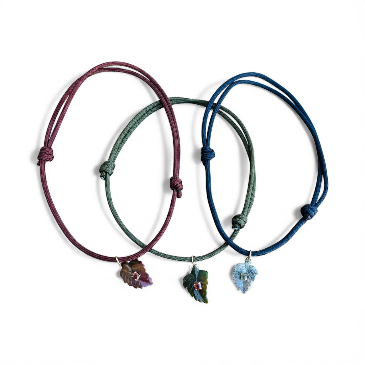 Indischer Achat & Spinell Halskette mit 14k Gold (Gemischter Schliff) im Angebot