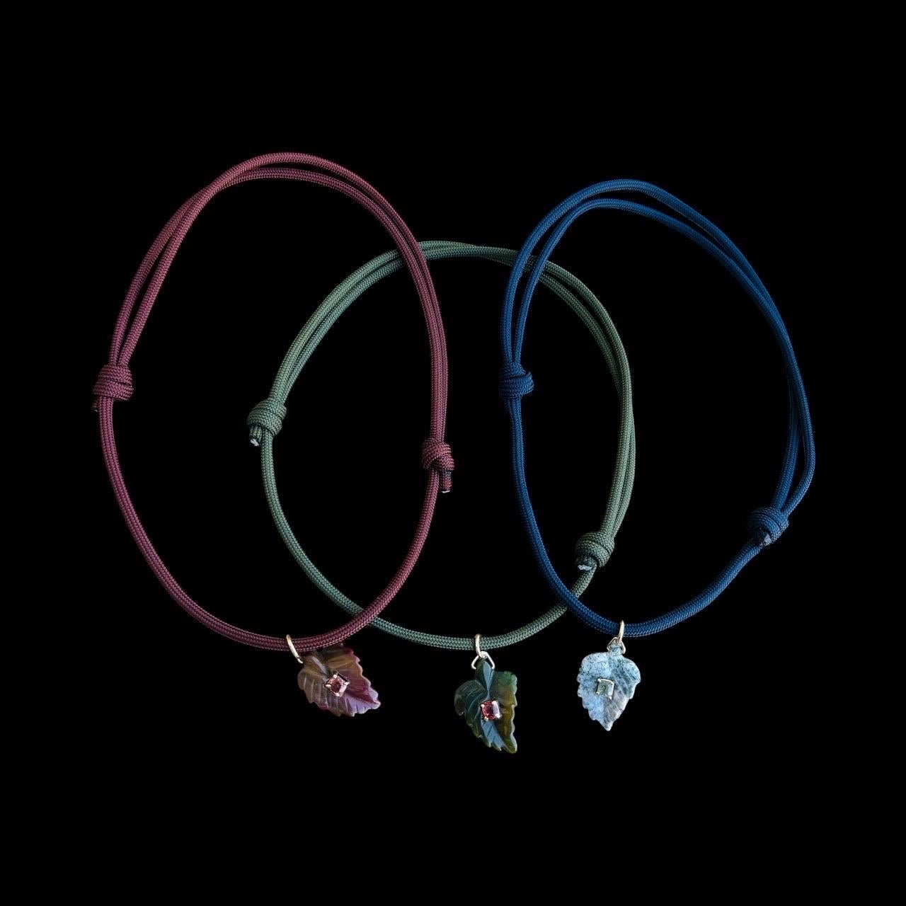 Collana di agata indiana e spinello con oro 14k In condizioni Nuovo in vendita a New York, NY