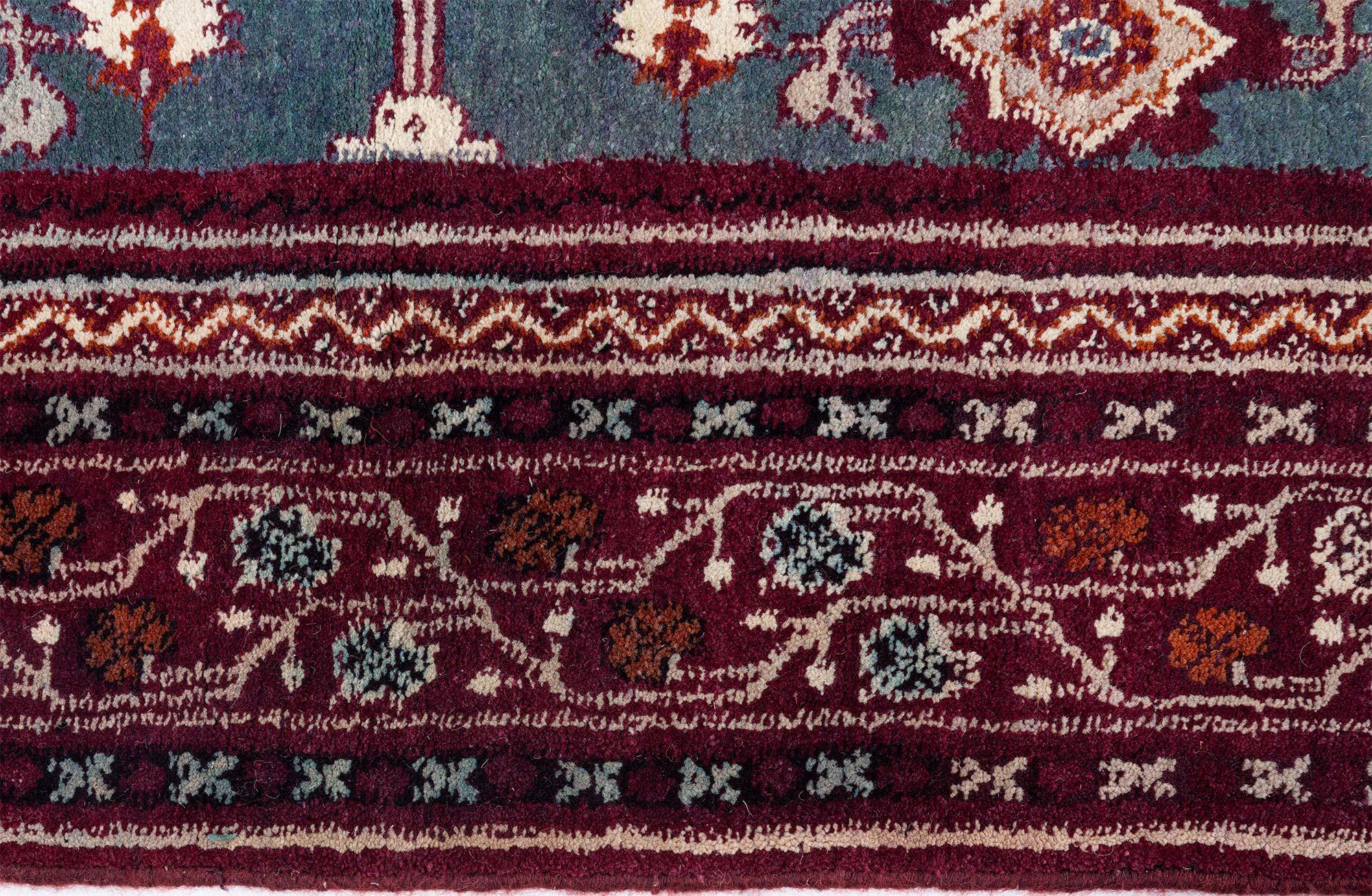 Indischer Amritsar-Teppich Doris Leslie Blau im Zustand „Gut“ im Angebot in New York, NY