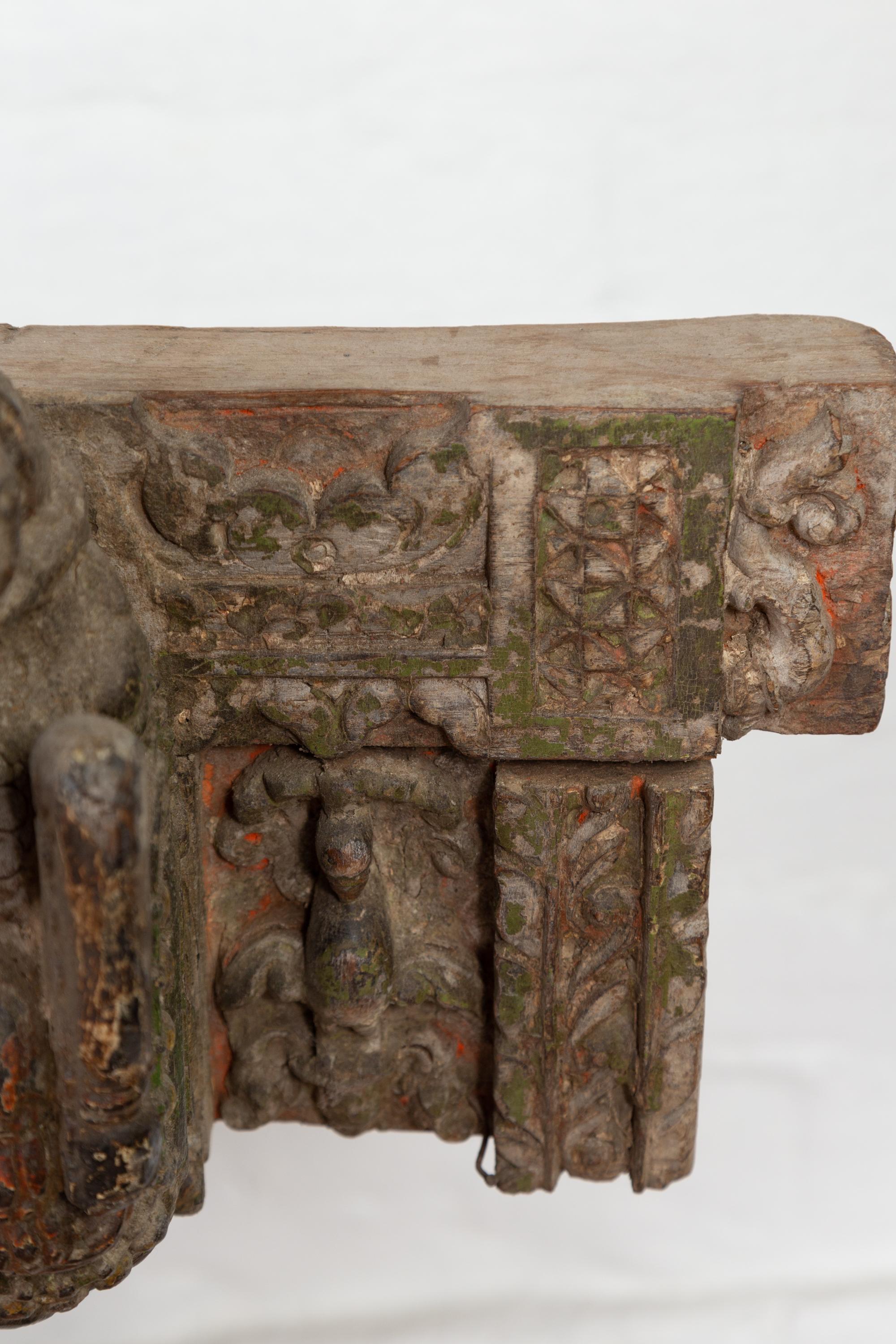Indian Antique 19th Century Architectural Temple Molding with Carved Animals For Sale 14