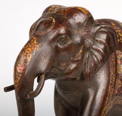 Indian Antique Cold Painted Tapestry Design Bronze Familie von Elefanten