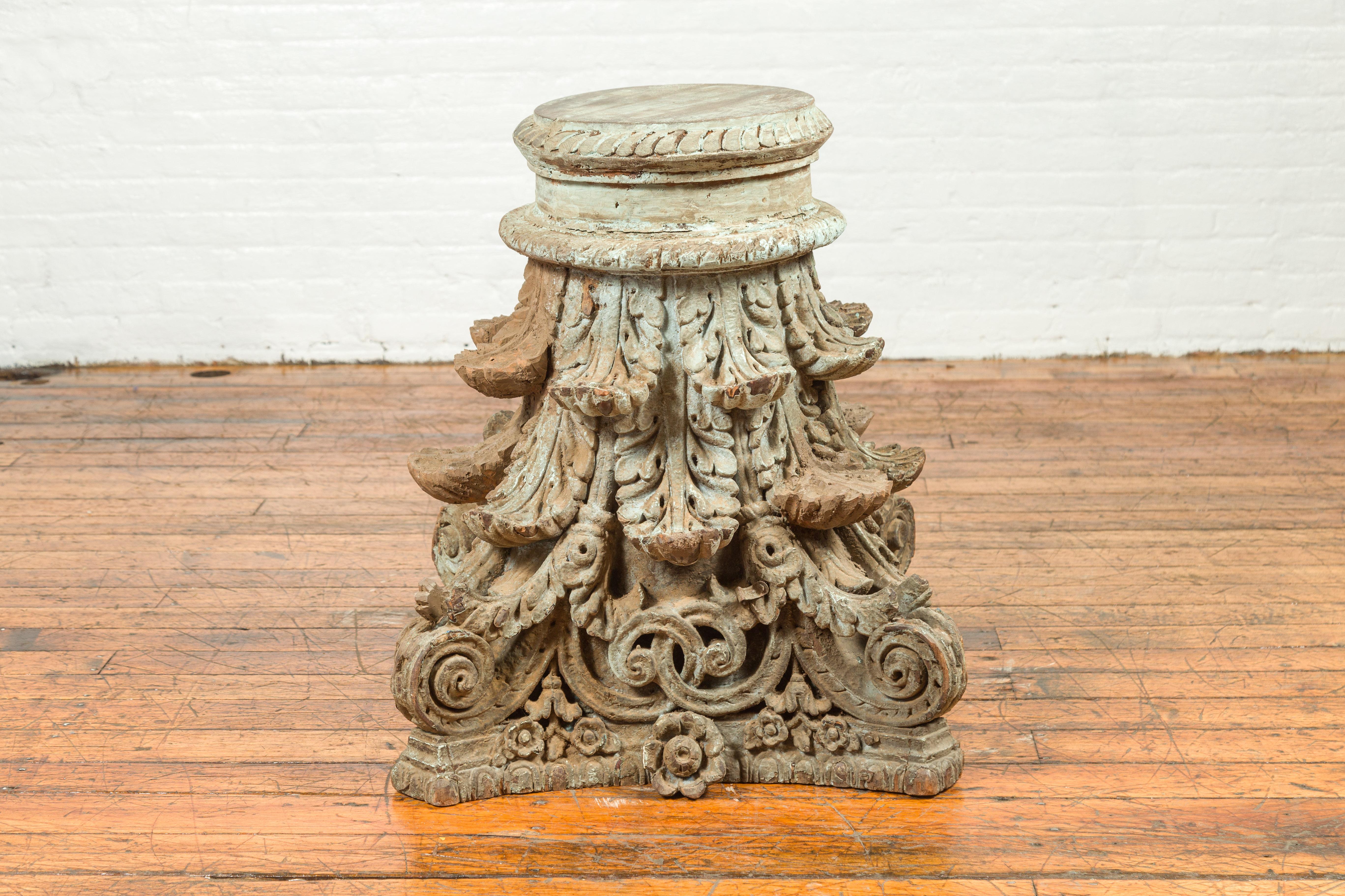 Indian Antique Corinthian Temple Capital Carving with Distressed Patina For Sale 4