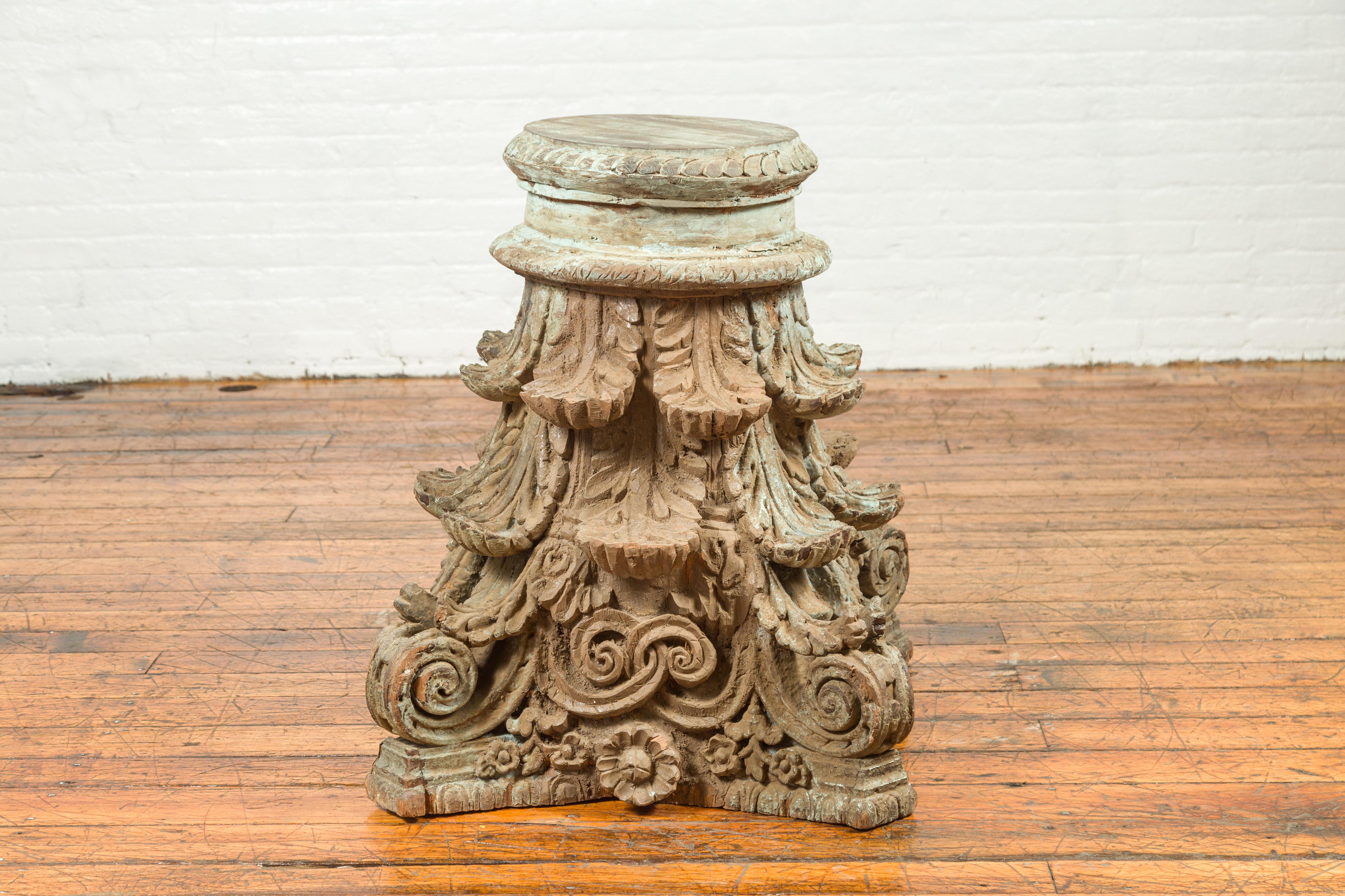 Indian Antique Corinthian Temple Capital Carving with Distressed Patina For Sale 5