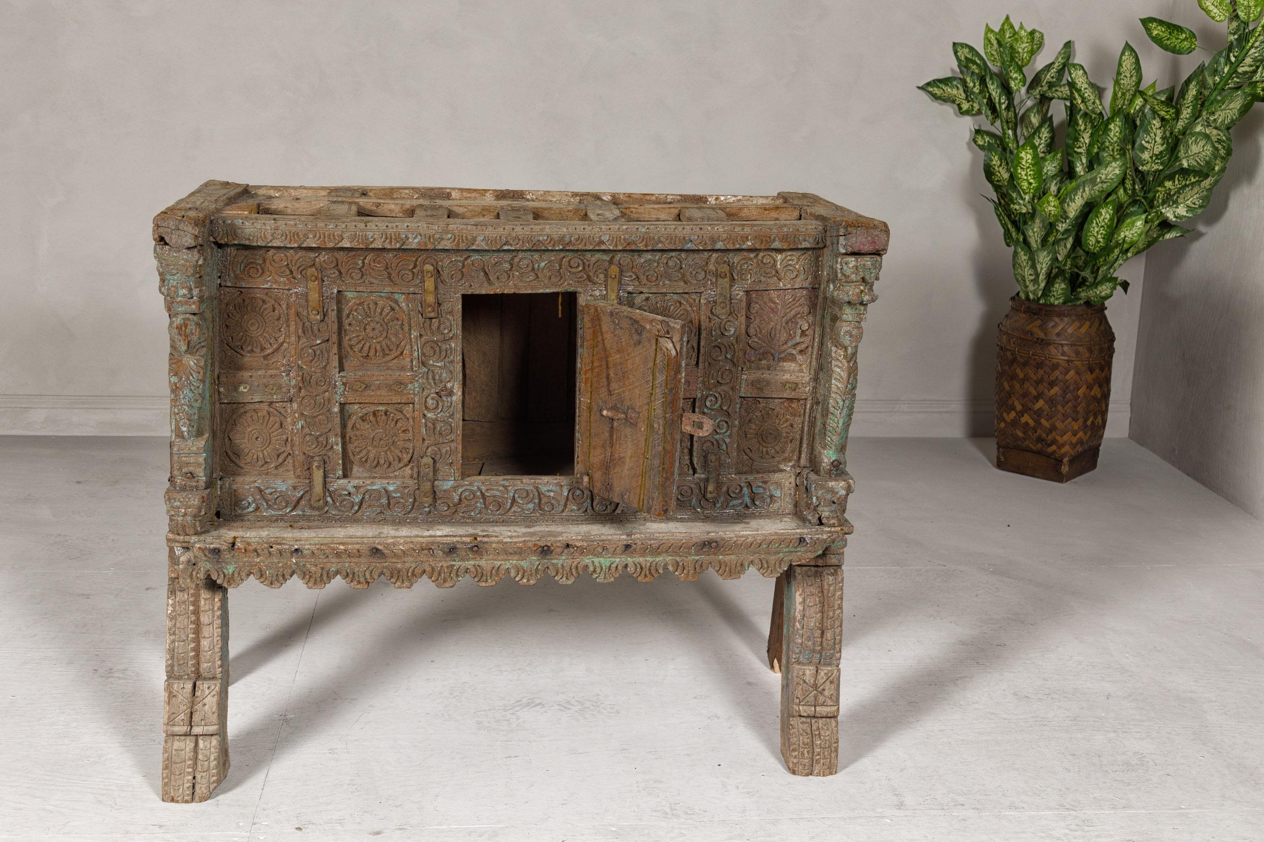 Indian Antique Damachiya Wedding Cabinet on Legs with Carved Décor For Sale 8
