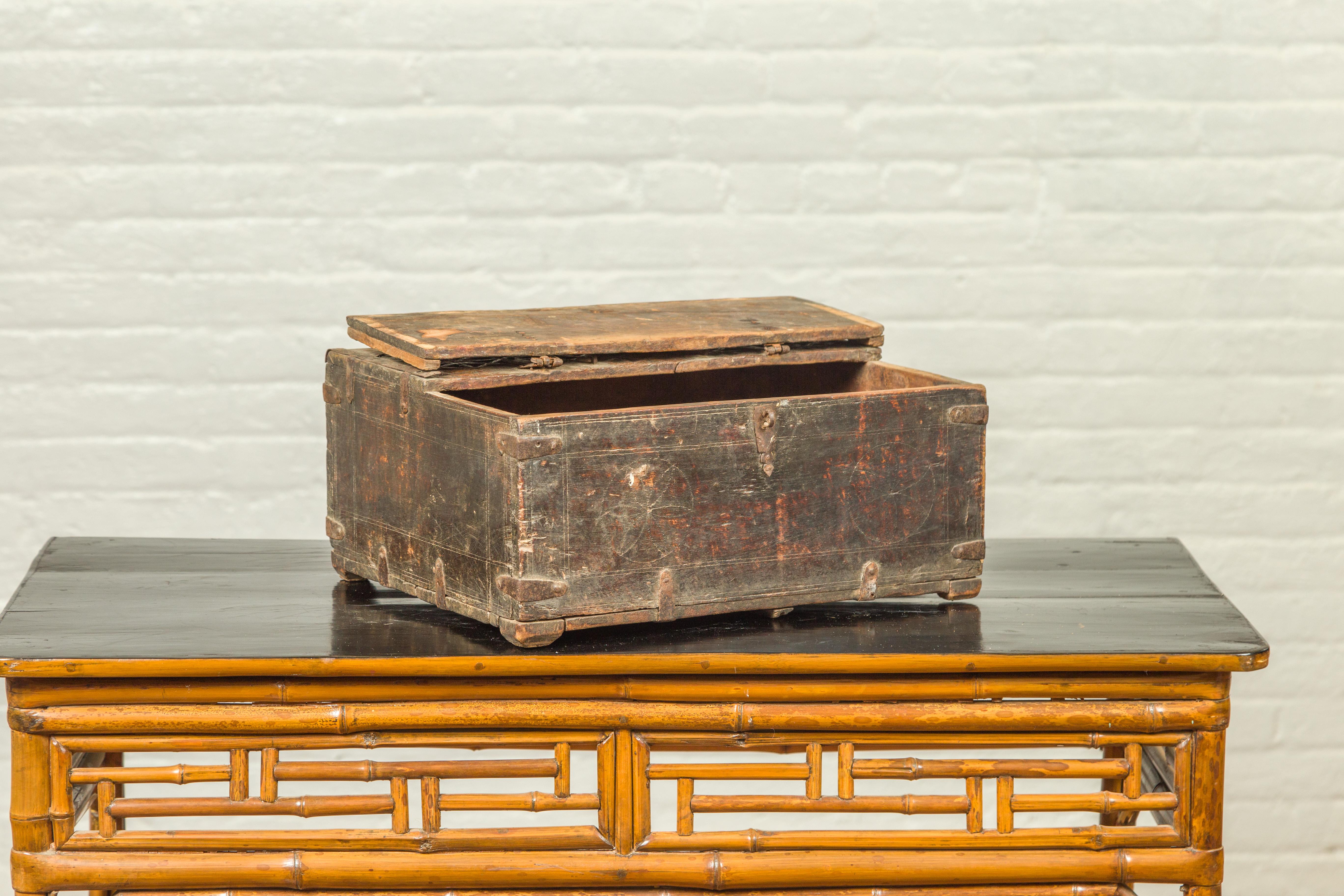 Indian Antique Wooden Dowry Box with Geometric Motifs and Weathered Patina For Sale 2