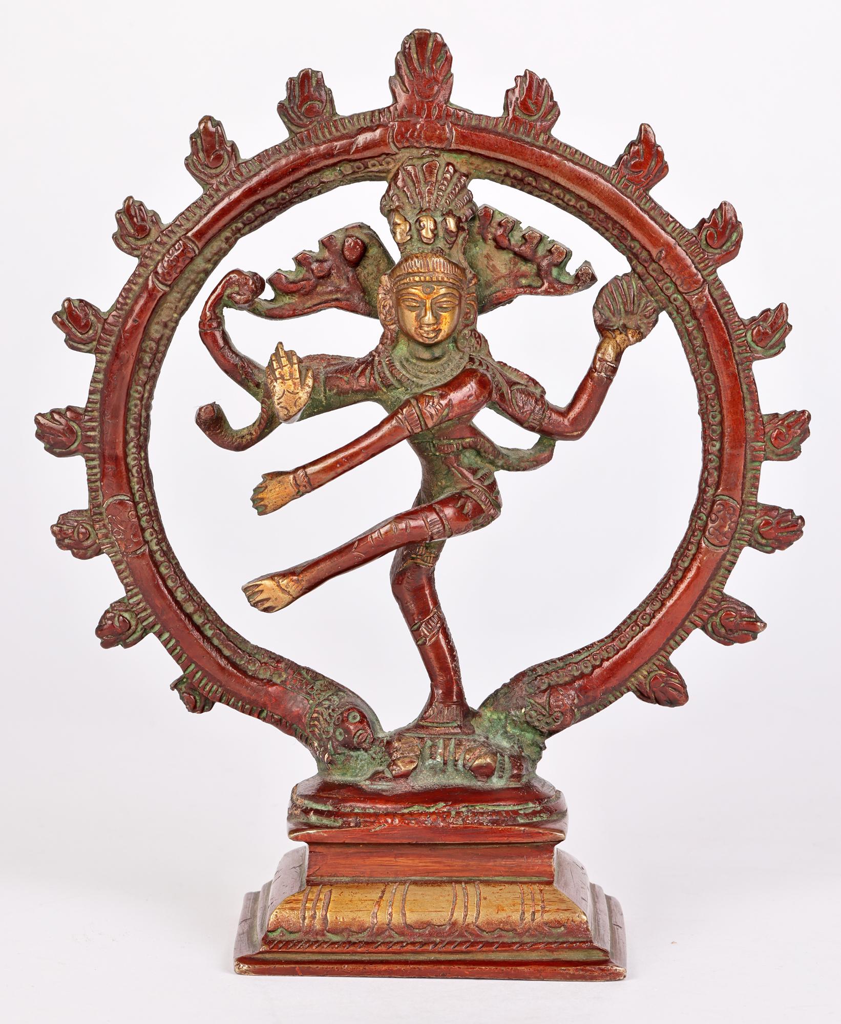 Indische, indische, asiatische, lackierte Bronze, tanzende hinduistische Shiva Nataraja  im Angebot 1