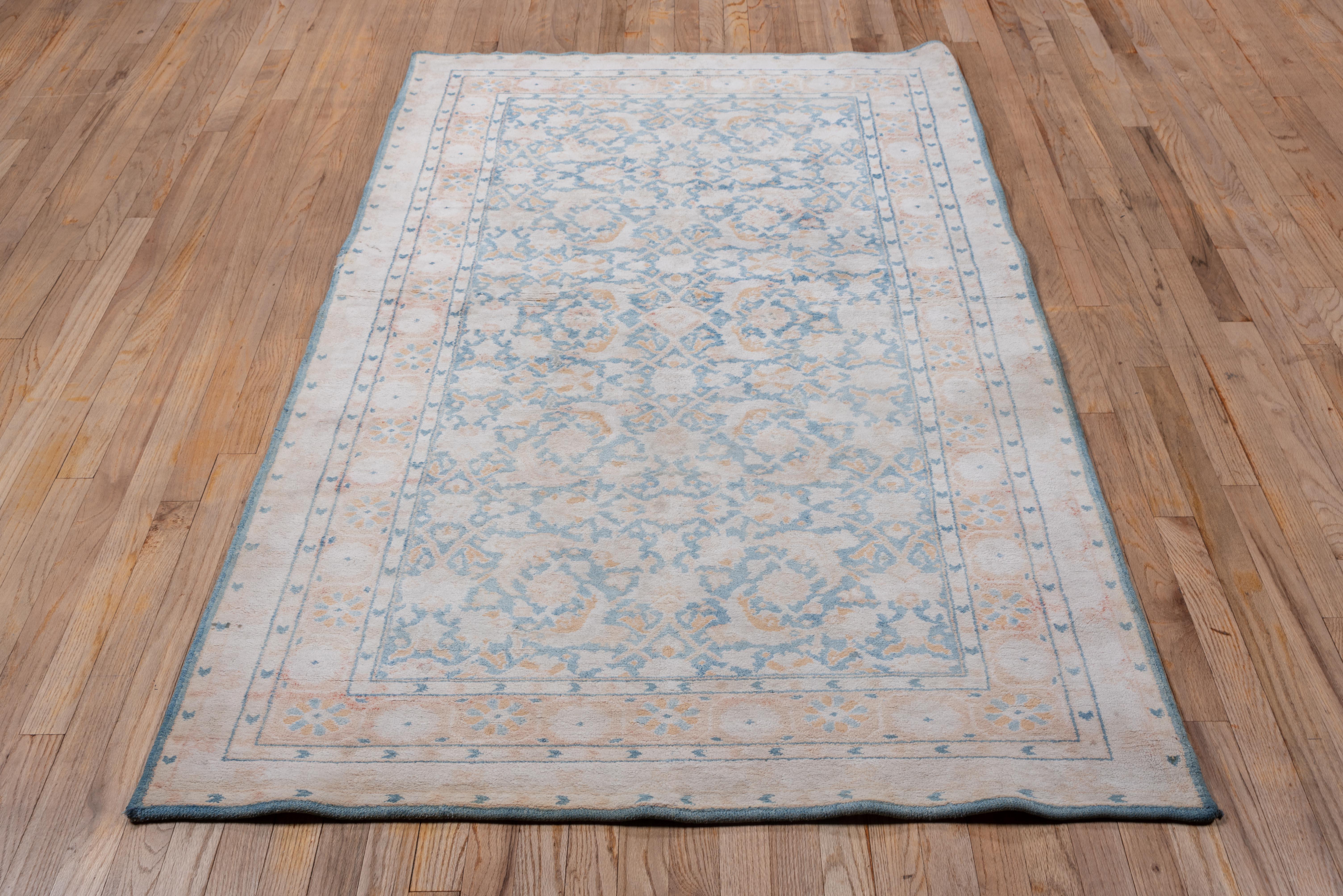 Wool Indian Blue and Ivory Agra Rug For Sale