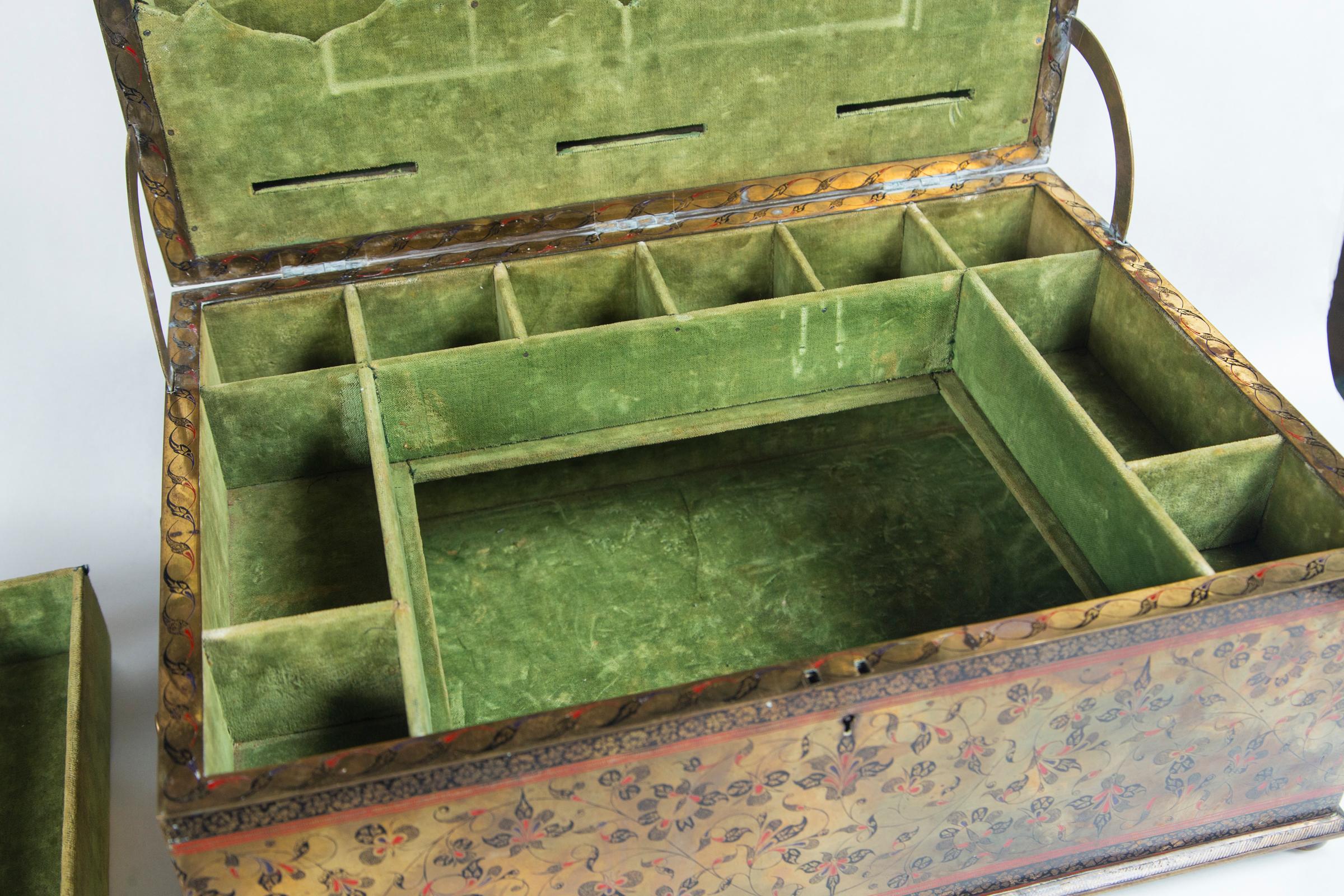Indian Brass Covered Jewelry Box In Good Condition For Sale In Woodbury, CT