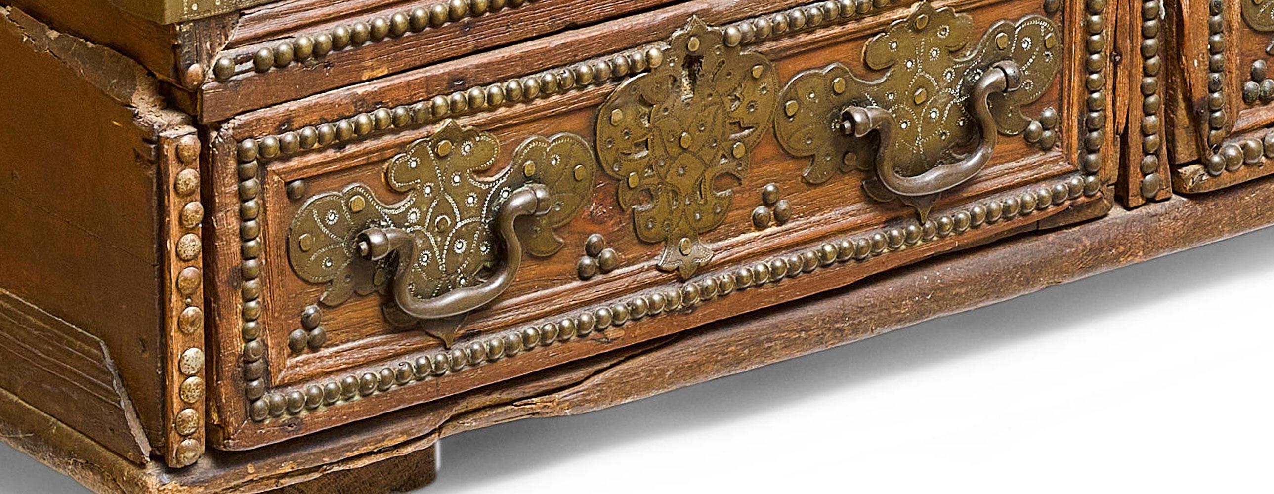 Indian Brass Mounted Stained Hardwood Box, India, Circa 1850 In Good Condition For Sale In Pasadena, CA