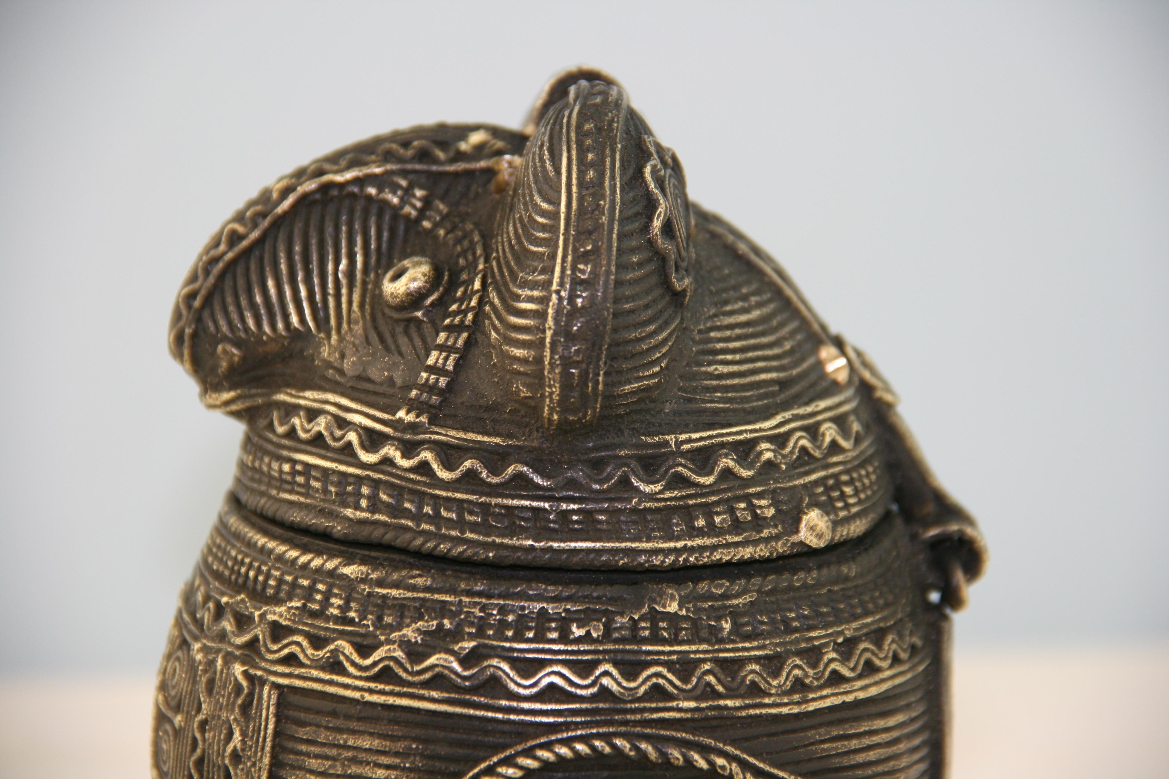 Indian Brass Owl Incense Burner / Lidded Box In Good Condition In Douglas Manor, NY