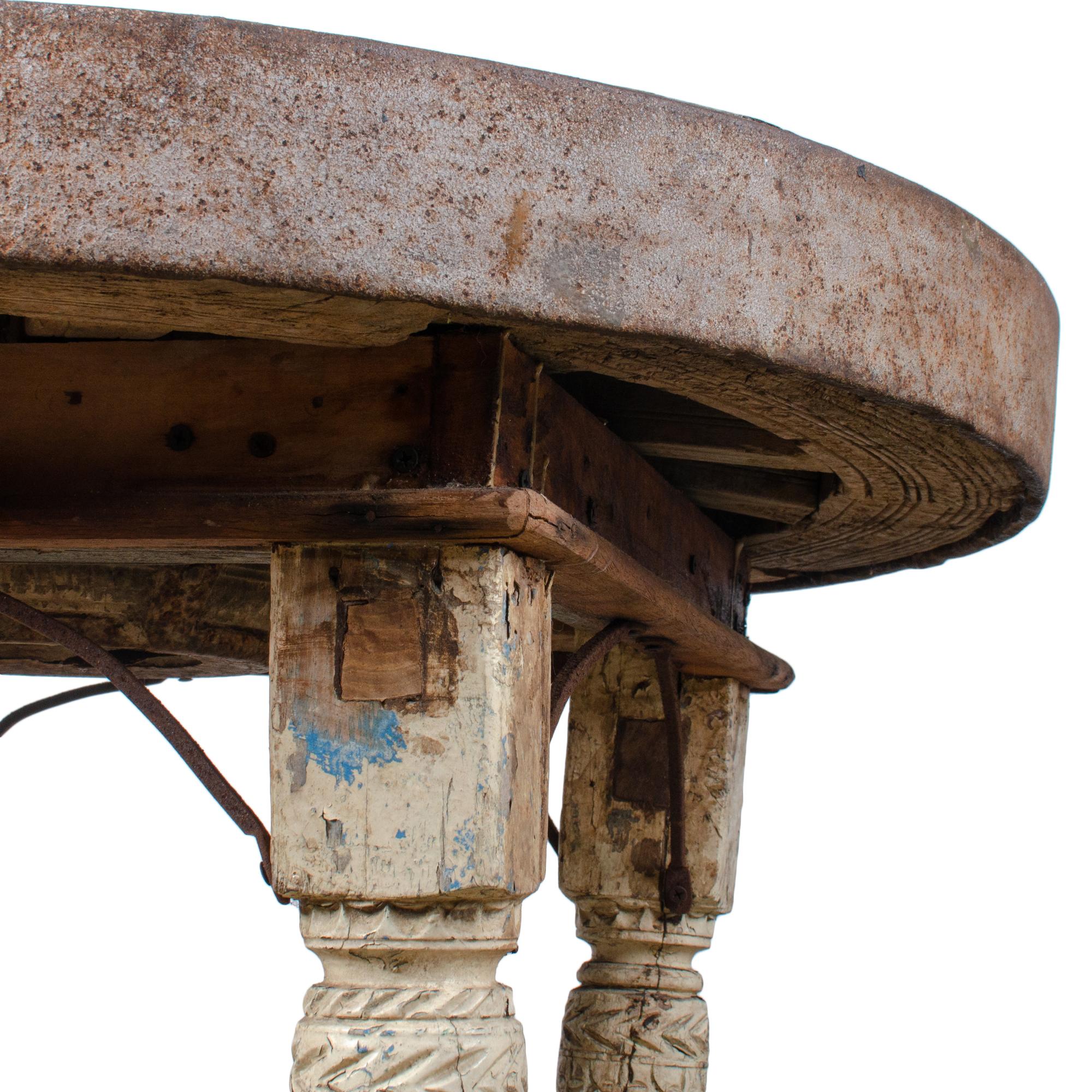 Milieu du XXe siècle Table à roue de charrette indienne Bullocks en vente
