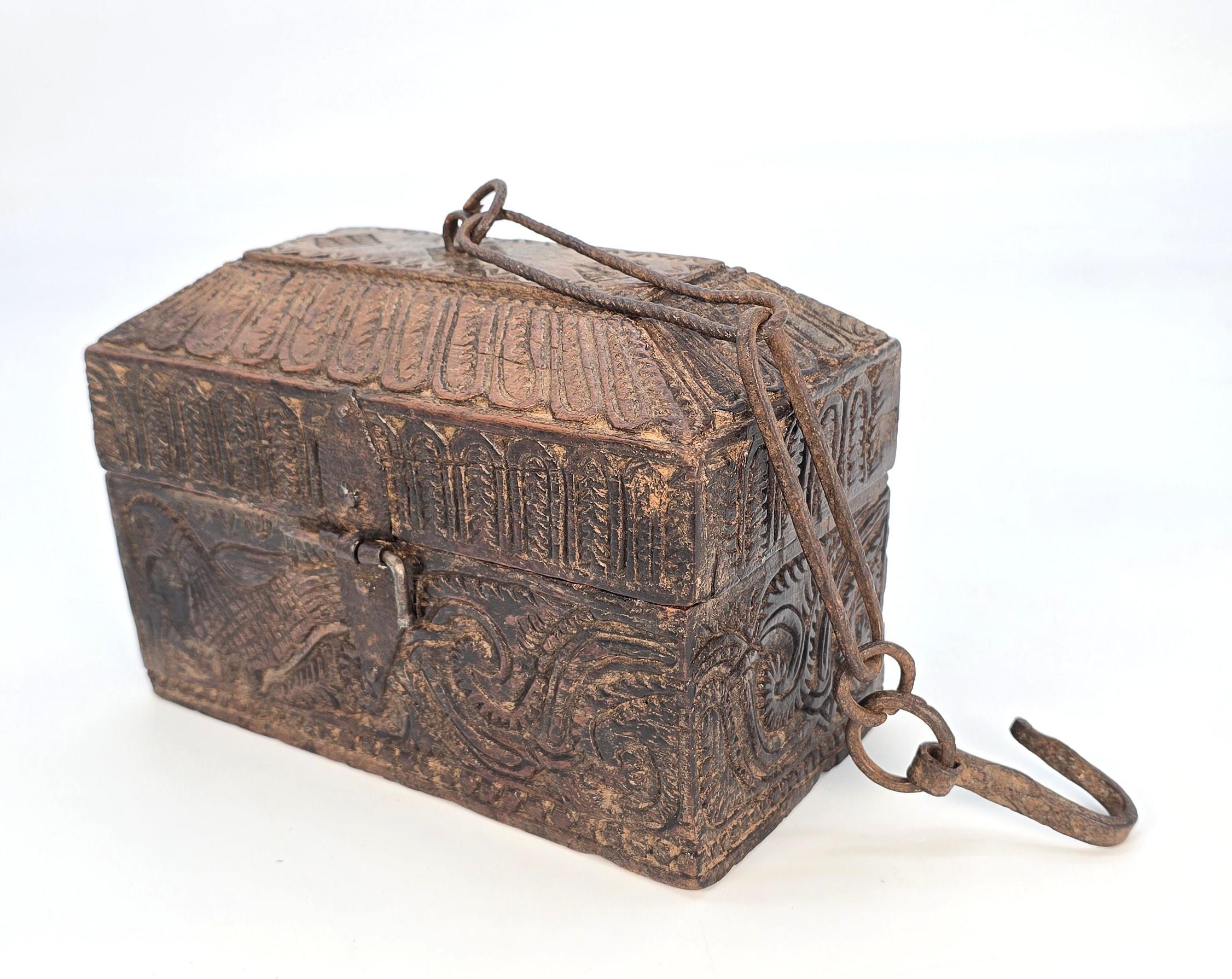 Indian carved wood spice box, late 17th century, circa 1790 For Sale 11