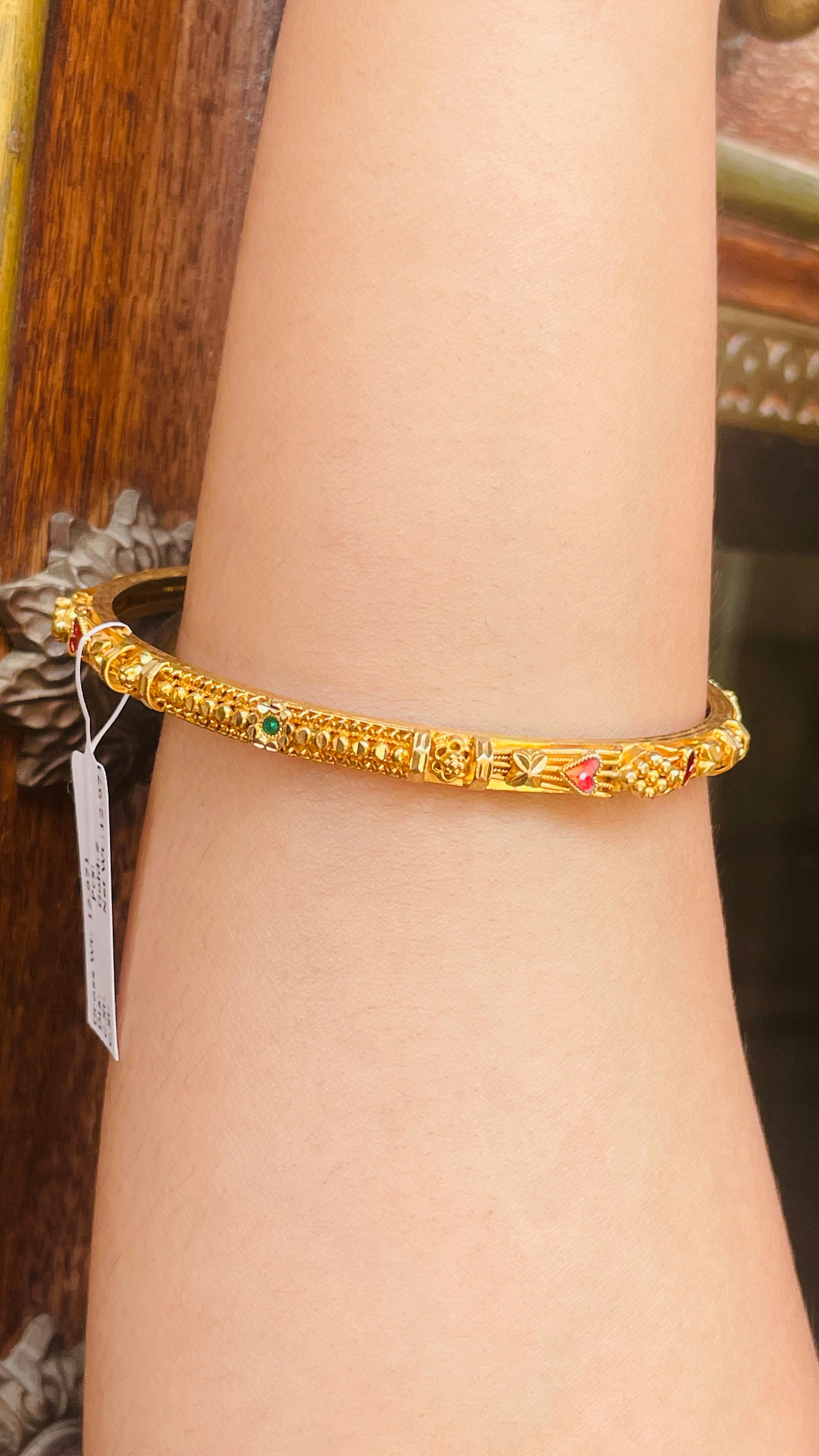 Bracelet jonc en or jaune 18 carats à motif indien pour femmes en vente 5