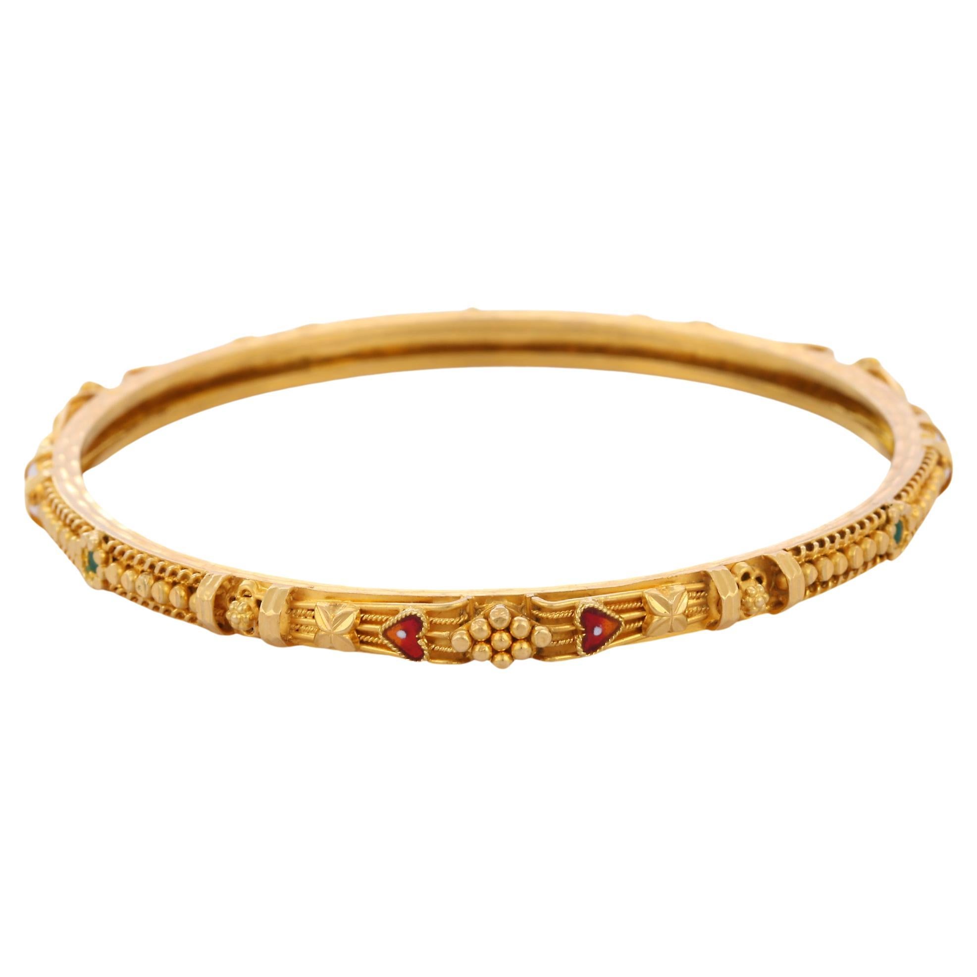 Bracelet jonc en or jaune 18 carats à motif indien pour femmes en vente