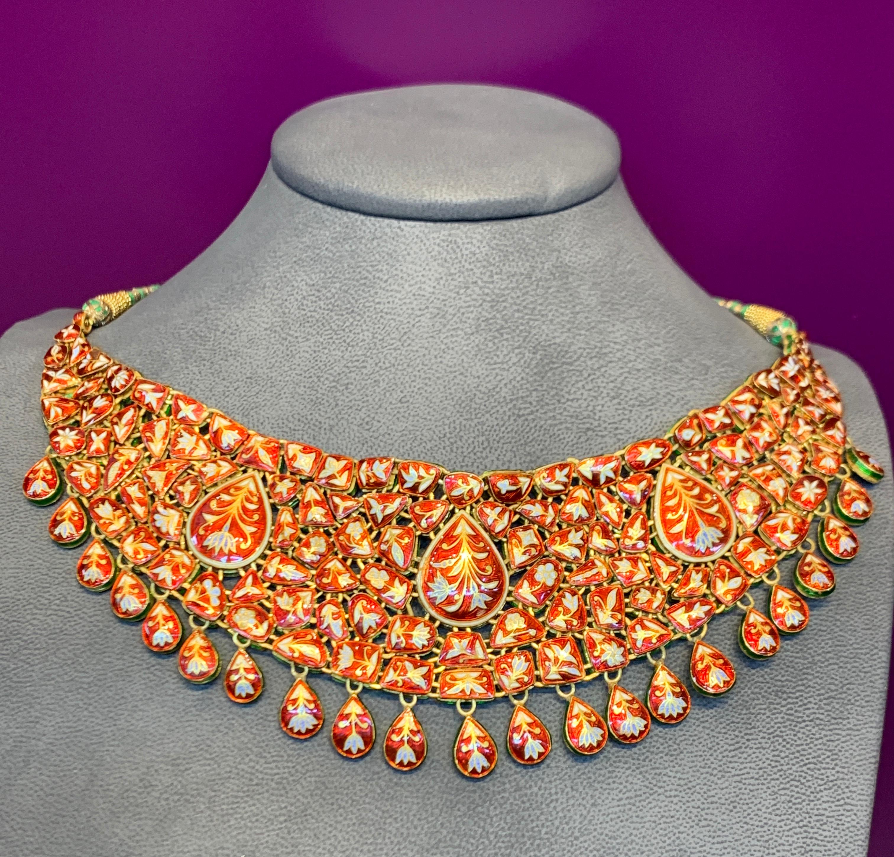 emerald necklace indian designs