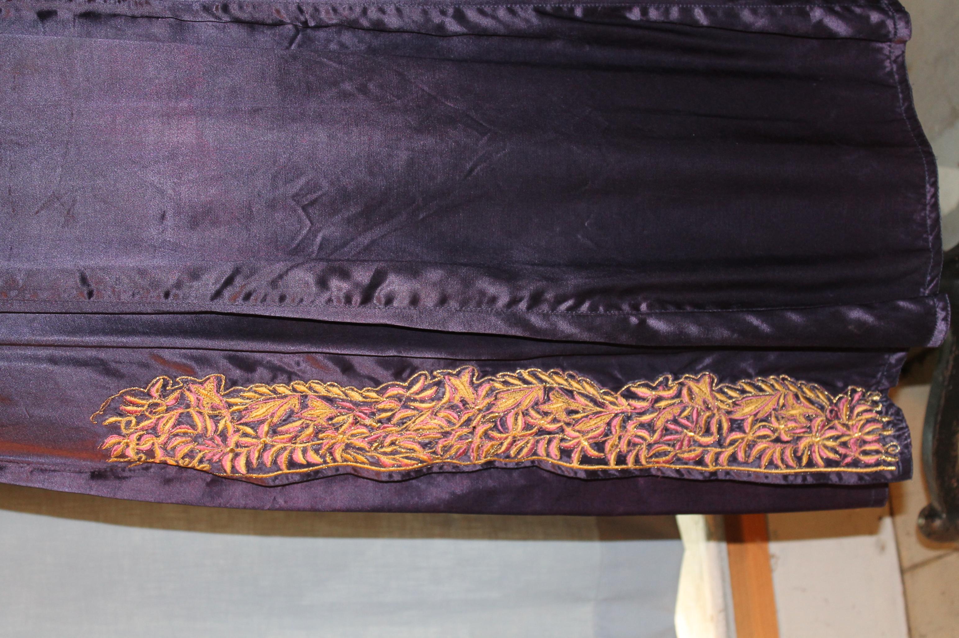 Robe caftan brodée indienne en vente 6