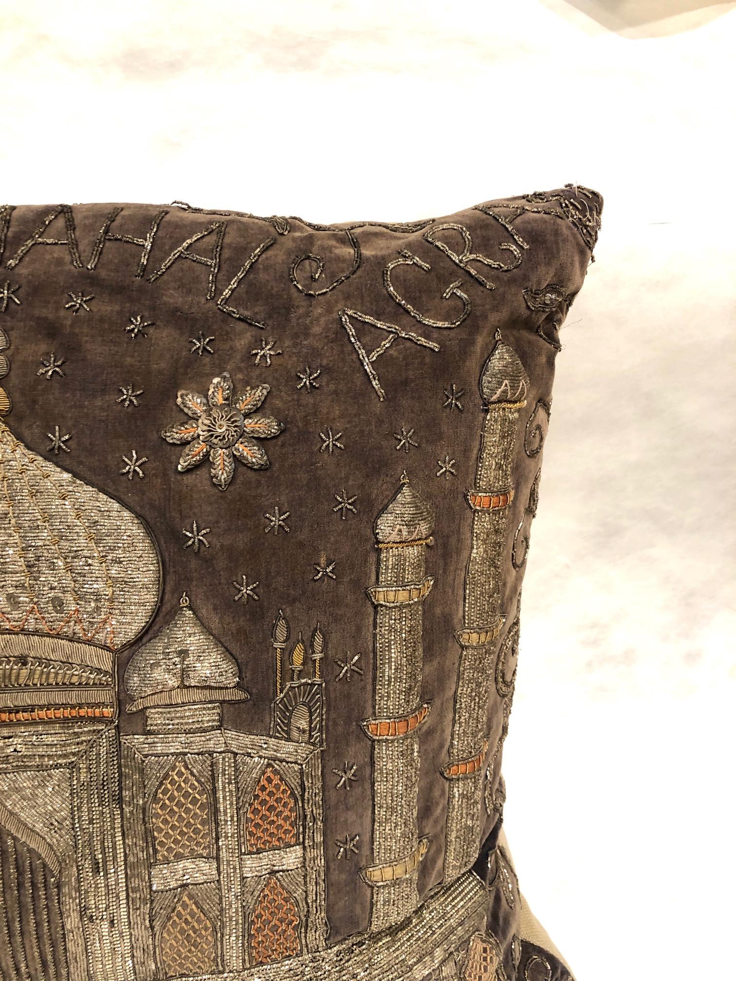Mid-20th Century Indian Embroidered Velvet Taj Mahal Pillow, 1945
