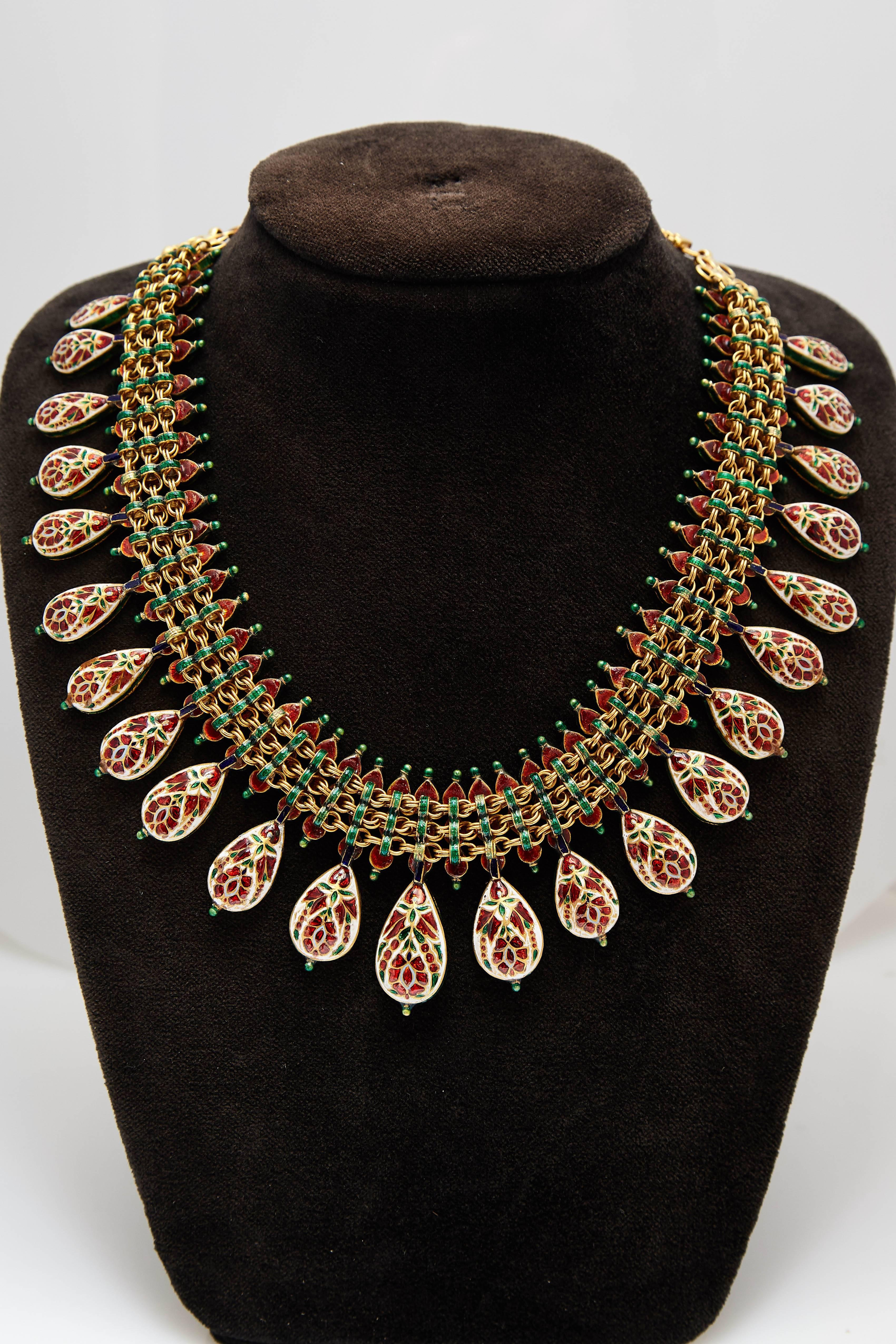 Women's Indian Emerald Enamel Gold Necklace