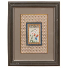 Indisches Blumenstillleben aus der Mitte des Jahrhunderts mit Blumen und Kalligrafie