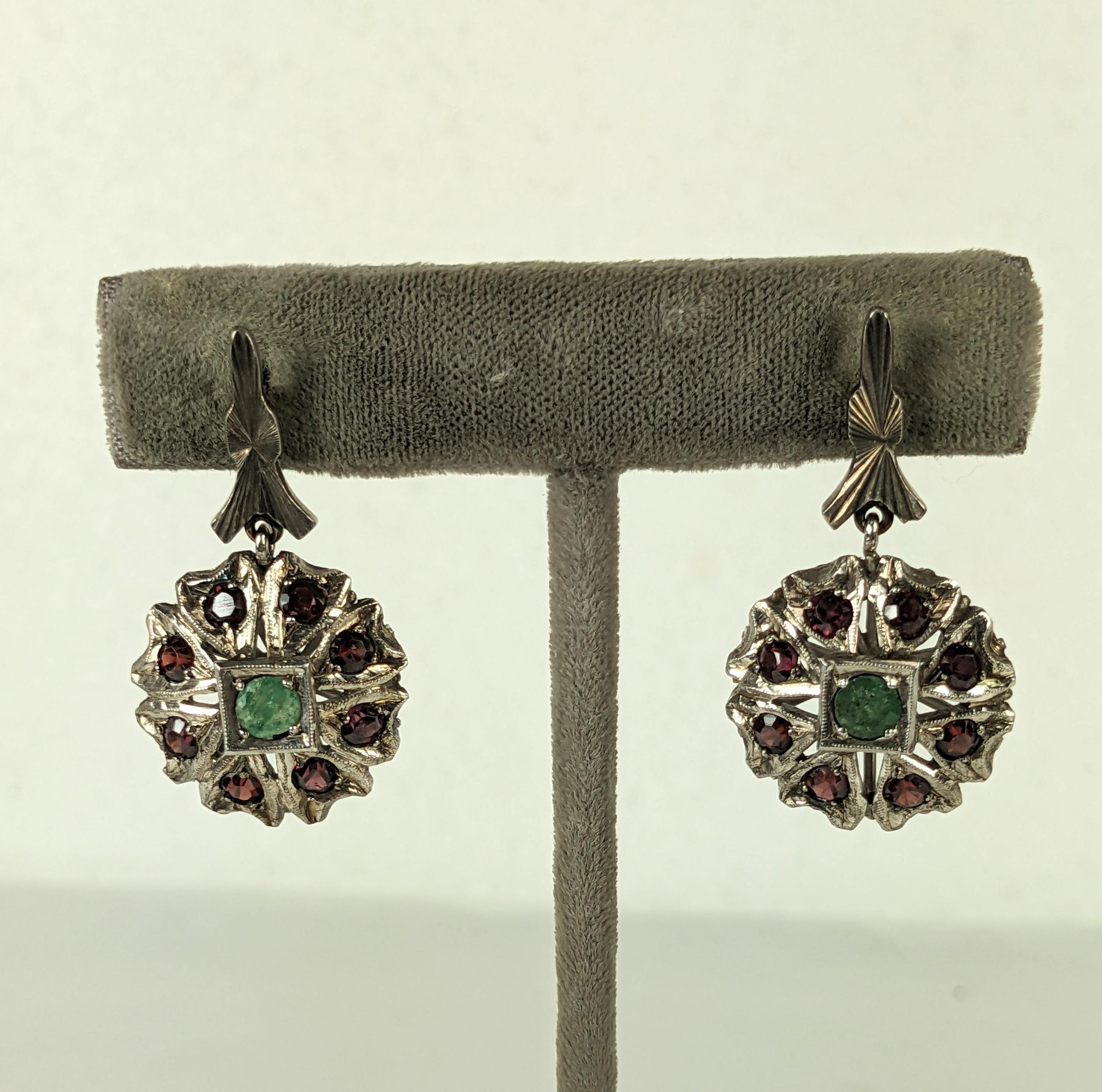 Round Cut Indian Garnet and Emerald Drop Earrings For Sale