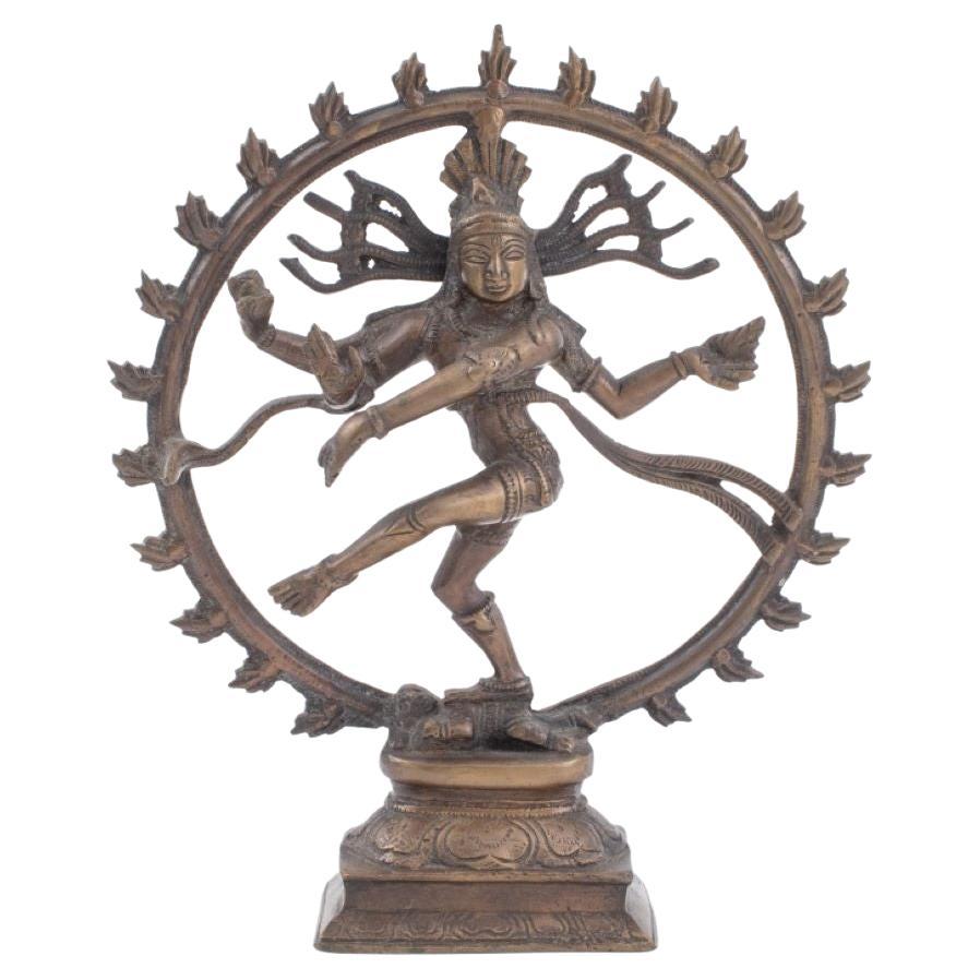 Statue indienne de Shiva Nataraja en bronze doré en vente