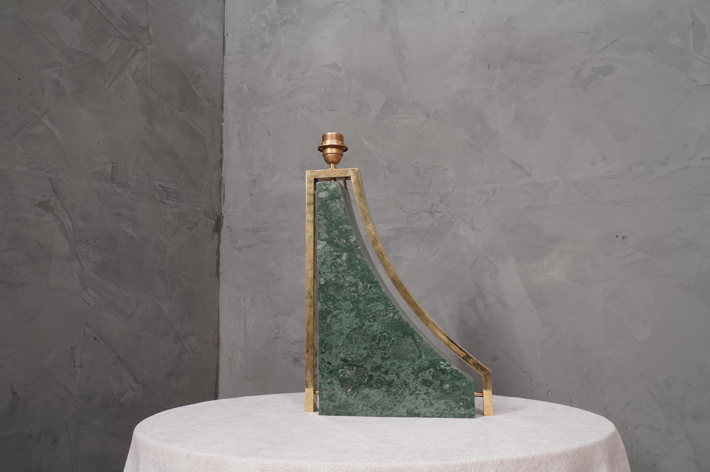 Indian Green Marble and Brass Italian Table Lamp, 2000 For Sale 1